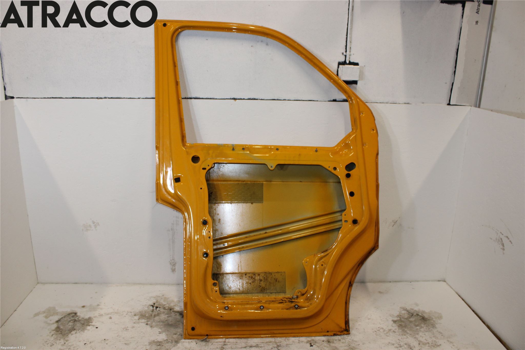Volkswagen VW TRANSP/CARAVELLE (T5) 04-15 Dörr Fram Vänster