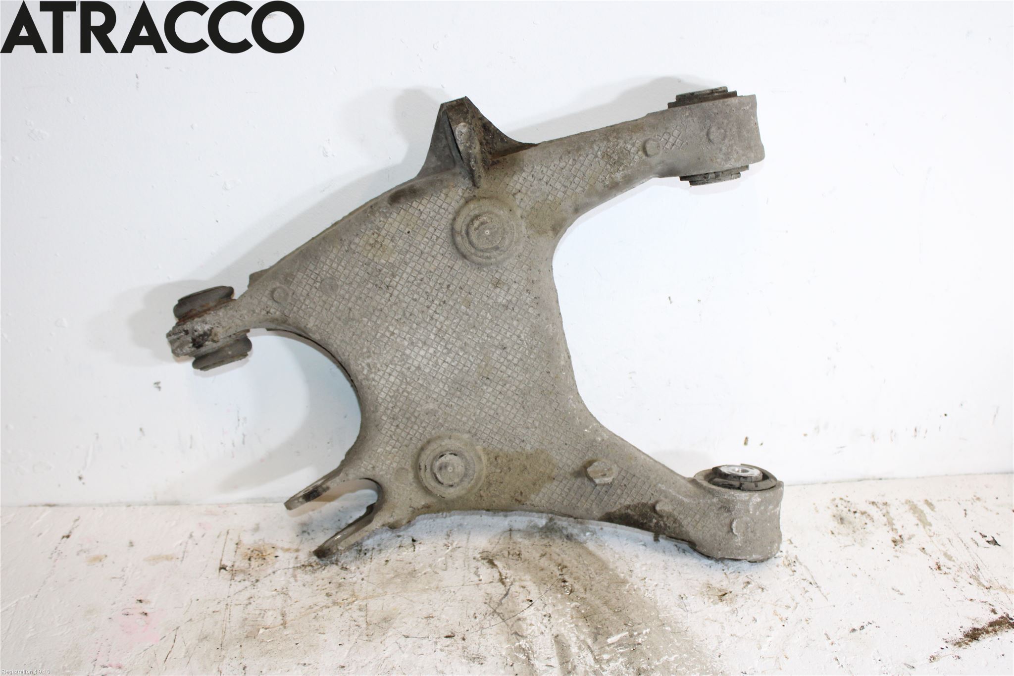 BMW 5 F10/F11/F18 09-17 Bärarm Bak Höger