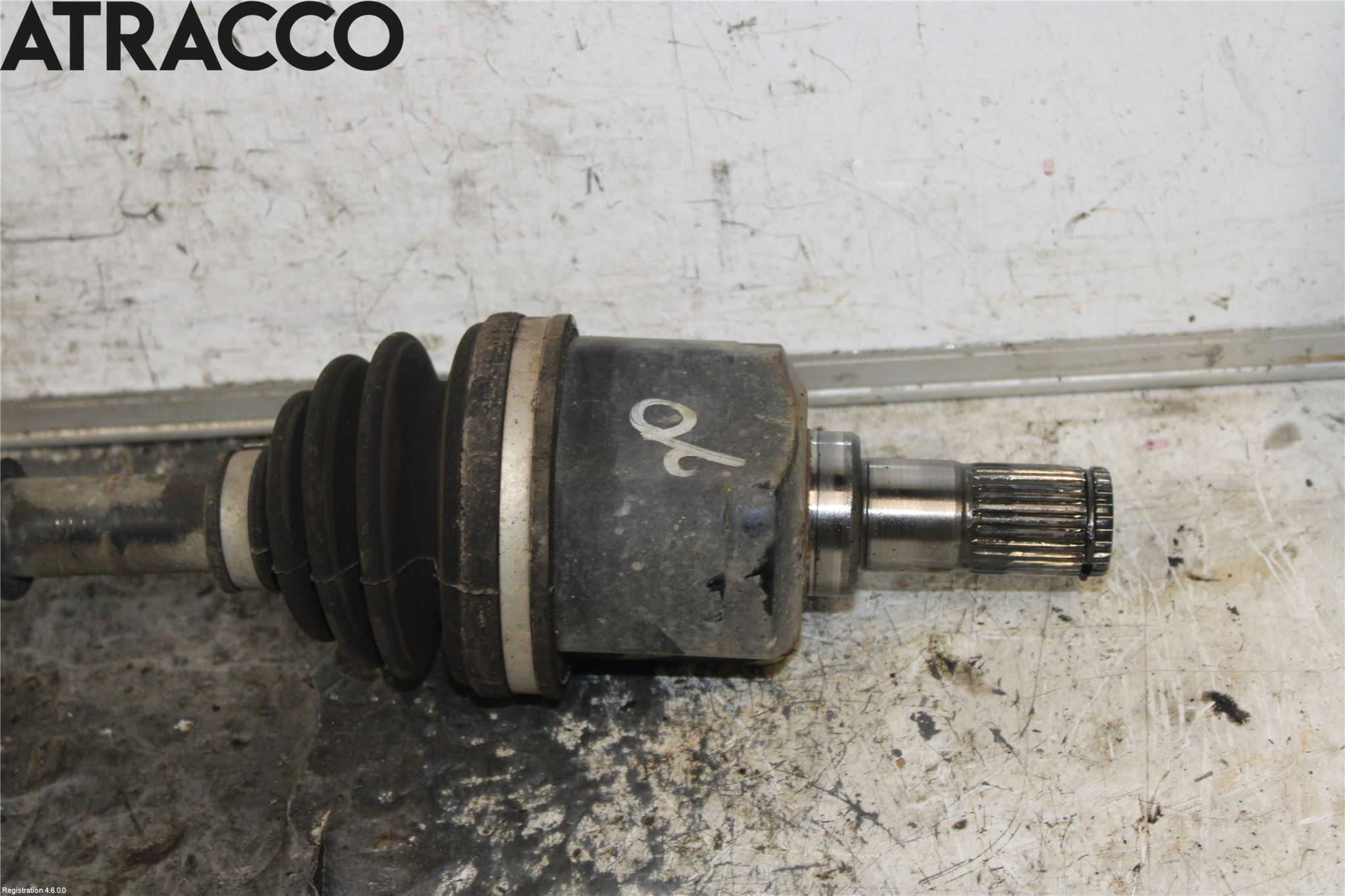 Hyundai i40 08-15 Drivaxel Fram Vänster