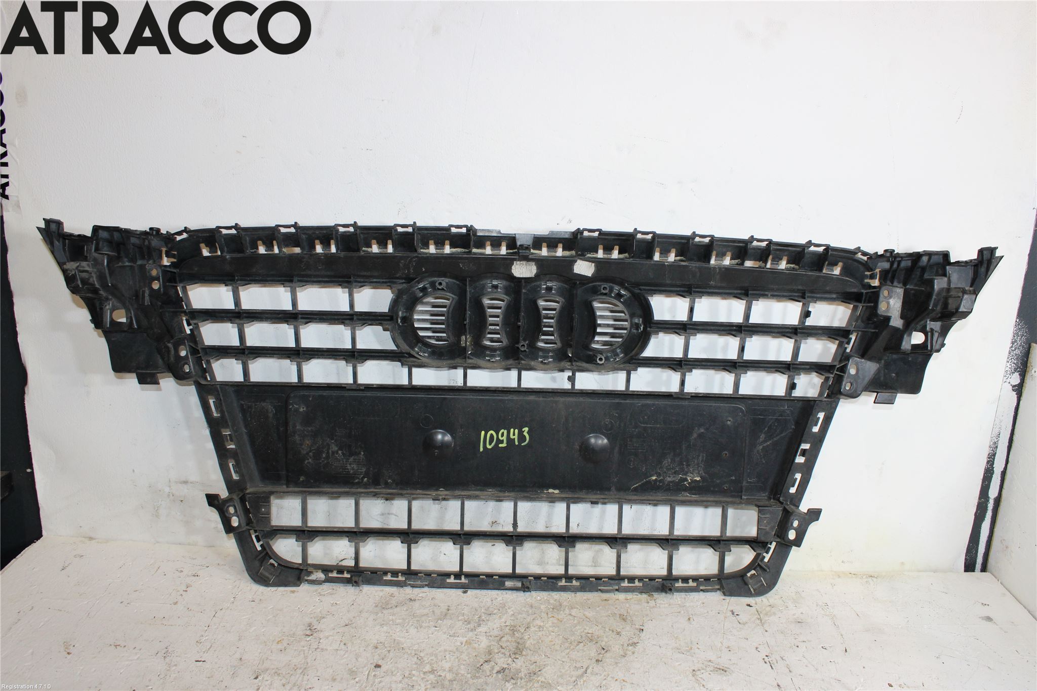 Audi A4/S4 08-11 Grilldel Mitt