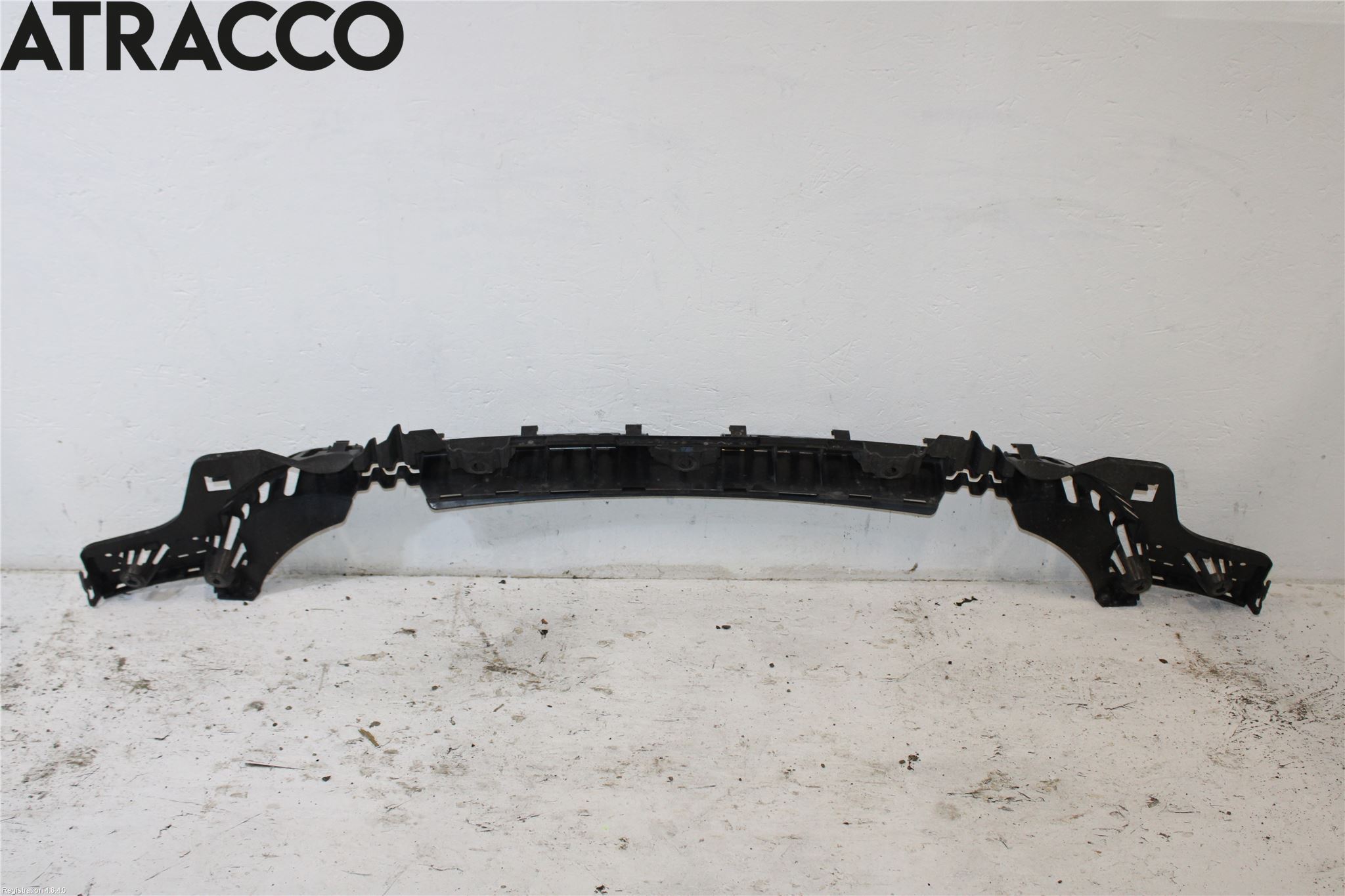 BMW 3 F30/F31/F80 12-19 Stötfångardel Bak Mitt