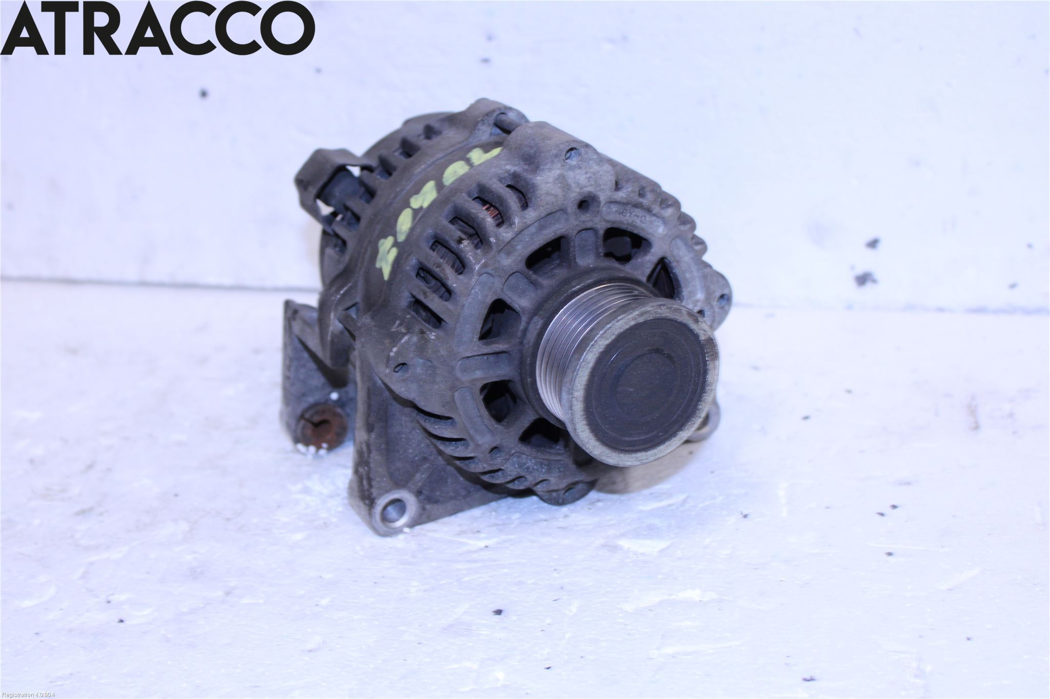Opel ASTRA J 10-15 Generator