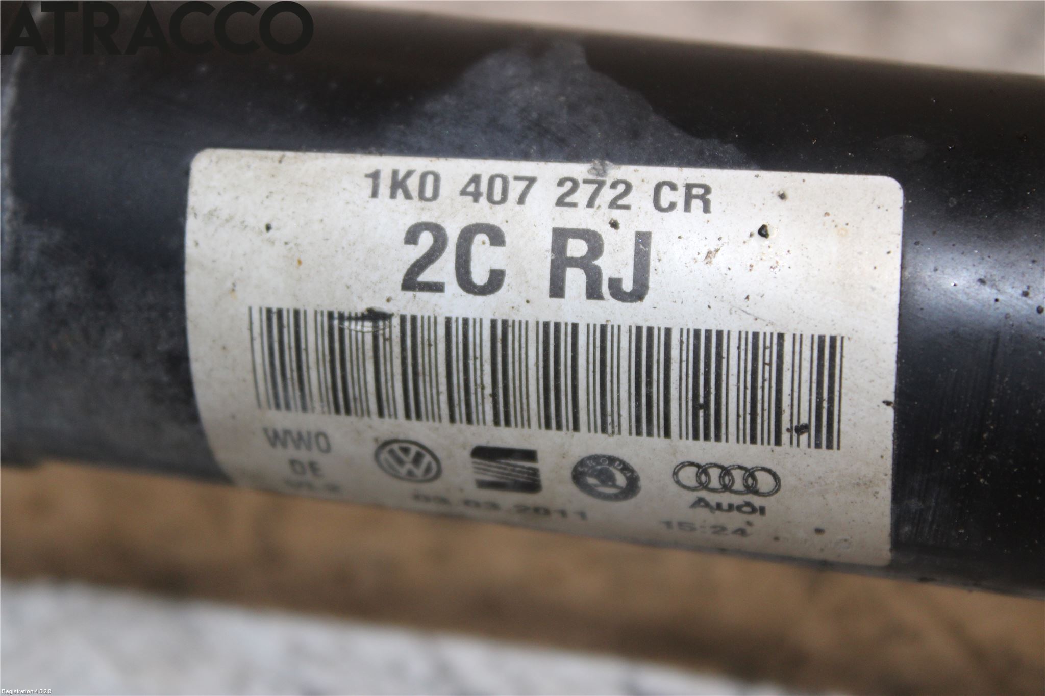 Volkswagen VW CADDY 11-15 Drivaxel Fram Höger