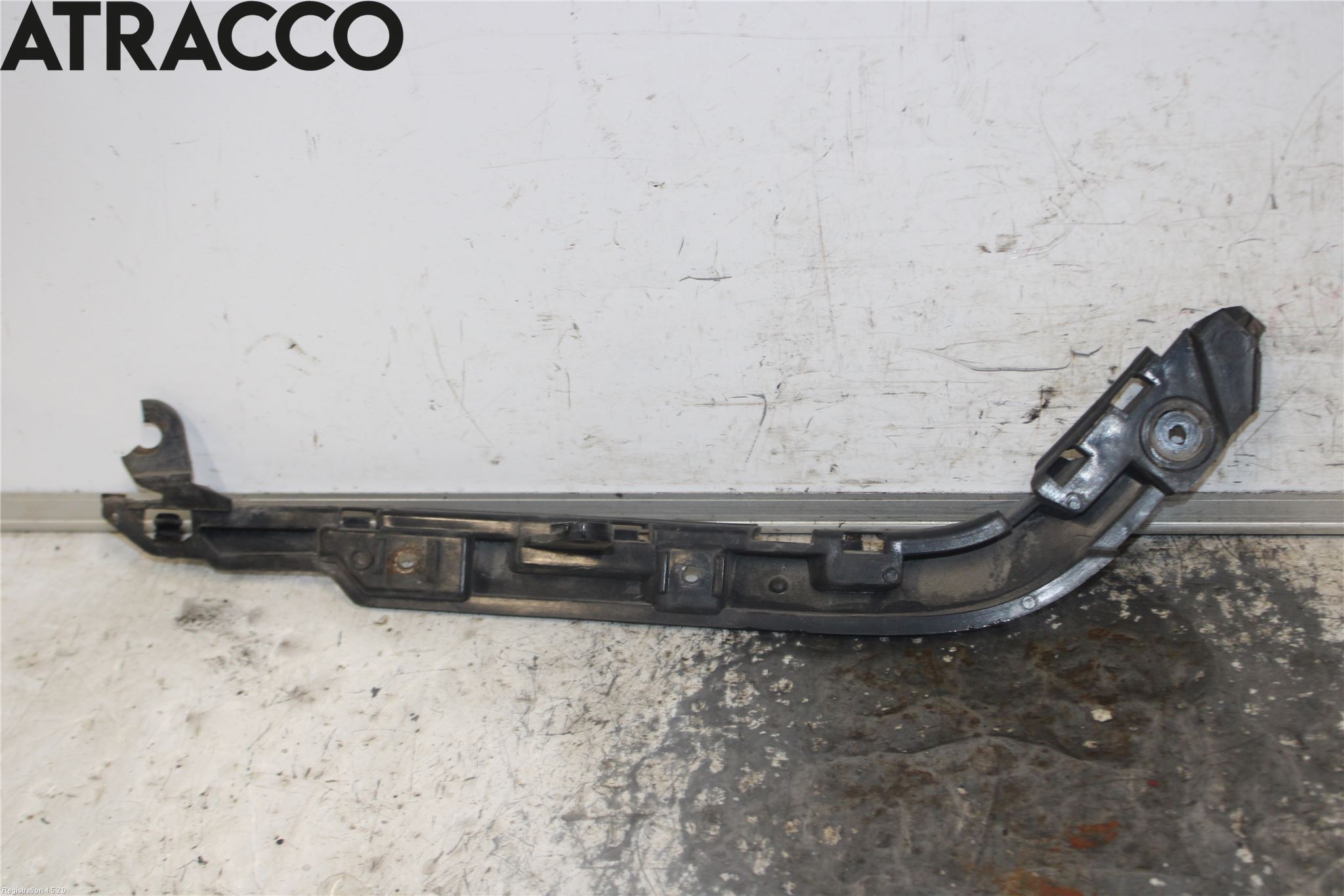BMW 1 E87/81 5D/3D 03-11 Stötfångardel Bak Hö