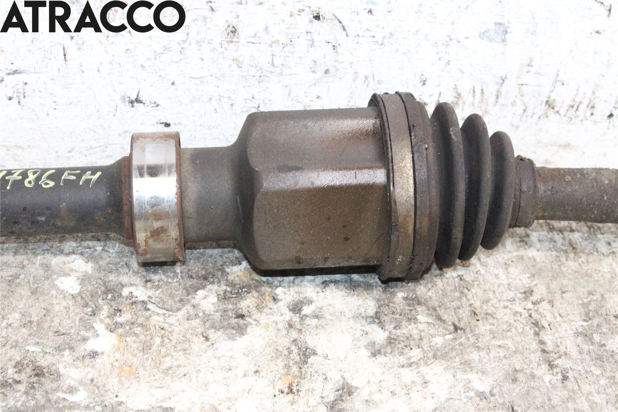 Mazda CX-5 12-17 Drivaxel Fram Höger