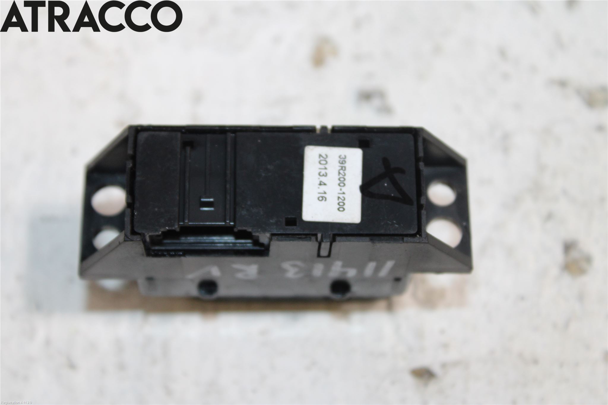 Hyundai i40 08-15 Strömställare Stolvärme