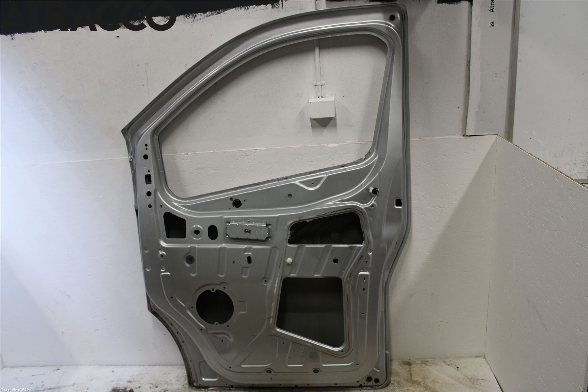 Opel VIVARO 15-19 Dörr Fram Höger