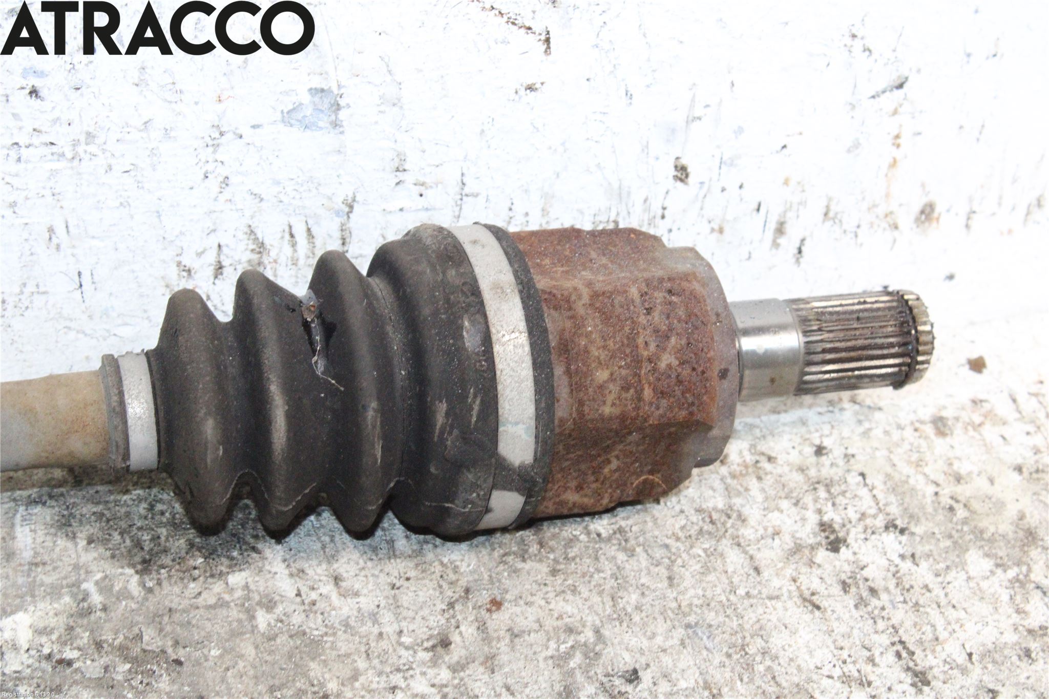 Hyundai i40 08-15 Drivaxel Fram Vänster