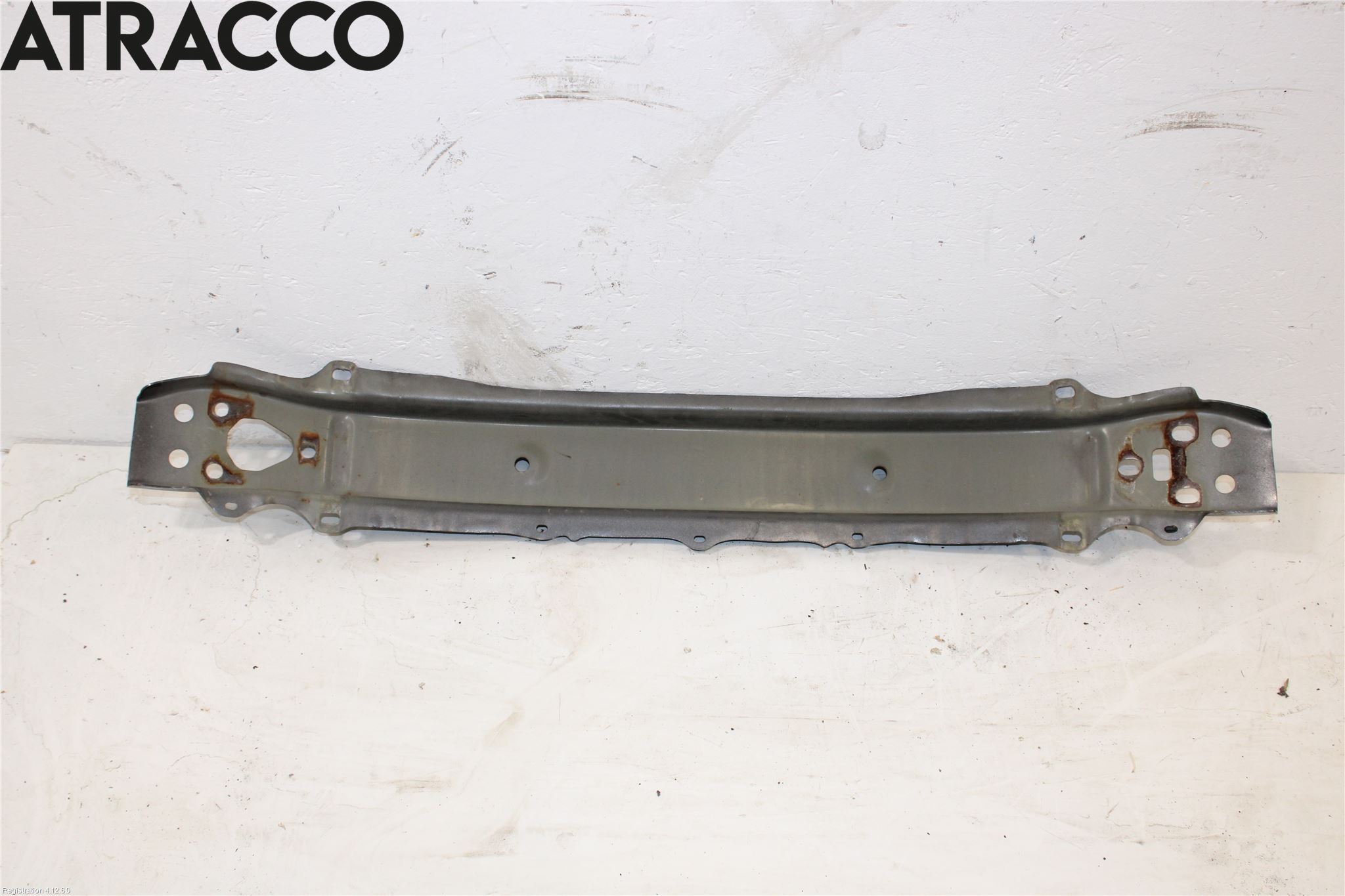 Toyota YARIS XP130 12-14 Stötfångarbärjärn Fram