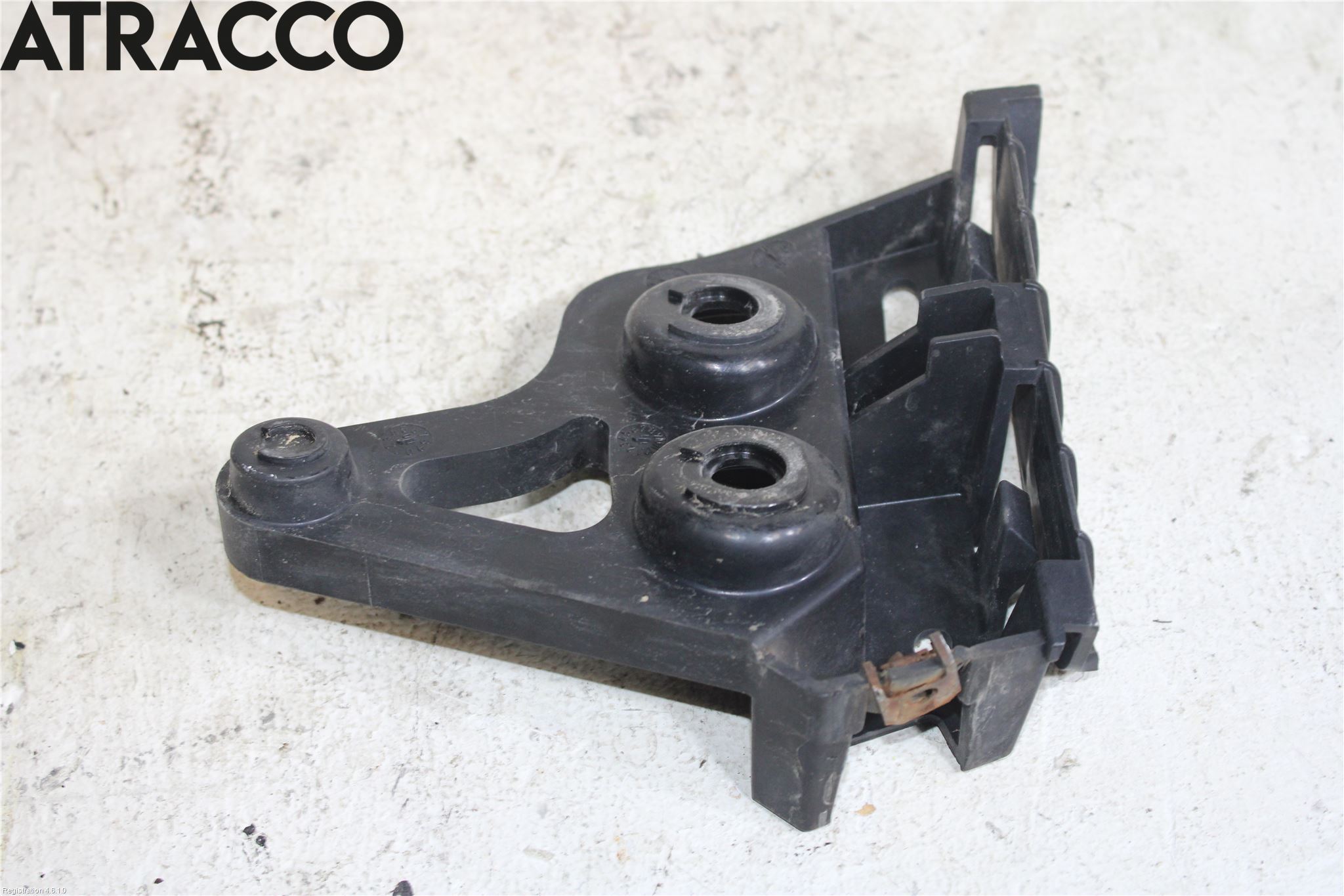BMW 3 E90/91 SED/TOU 05-12 Stötfångarfäste Bak Hö