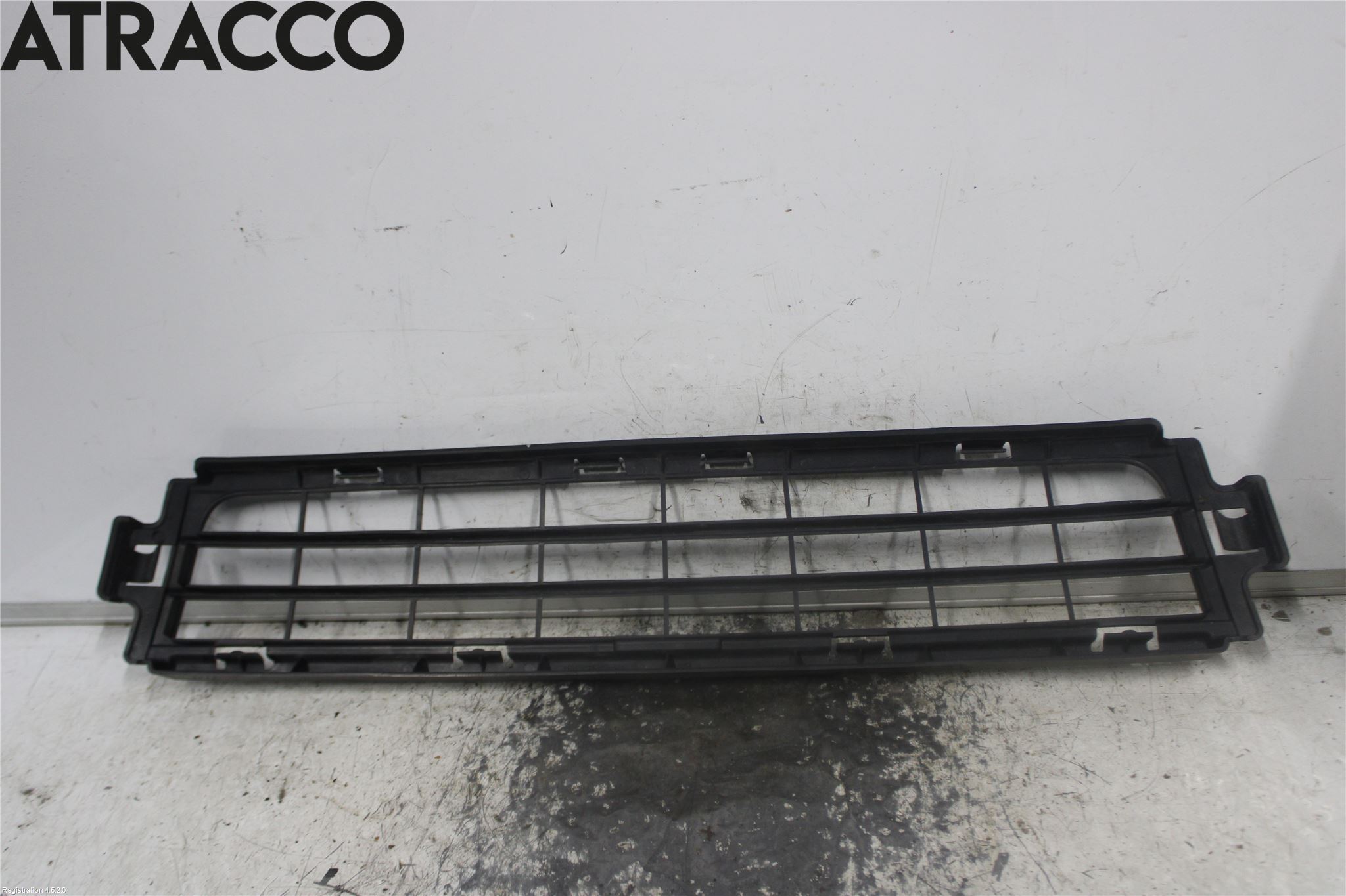 Volvo V50 08-12 Grill-Galler