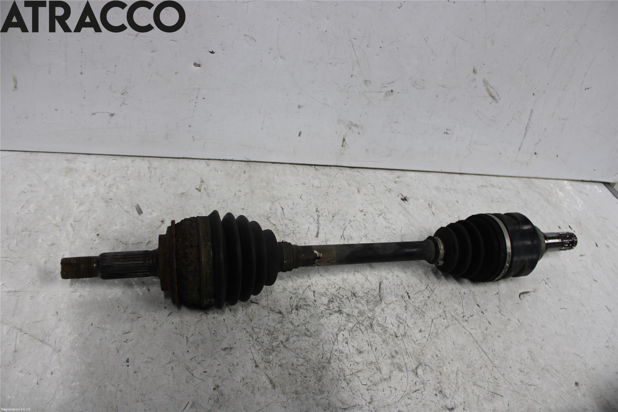Toyota YARIS XP130 15-20 Drivaxel Fram Vänster