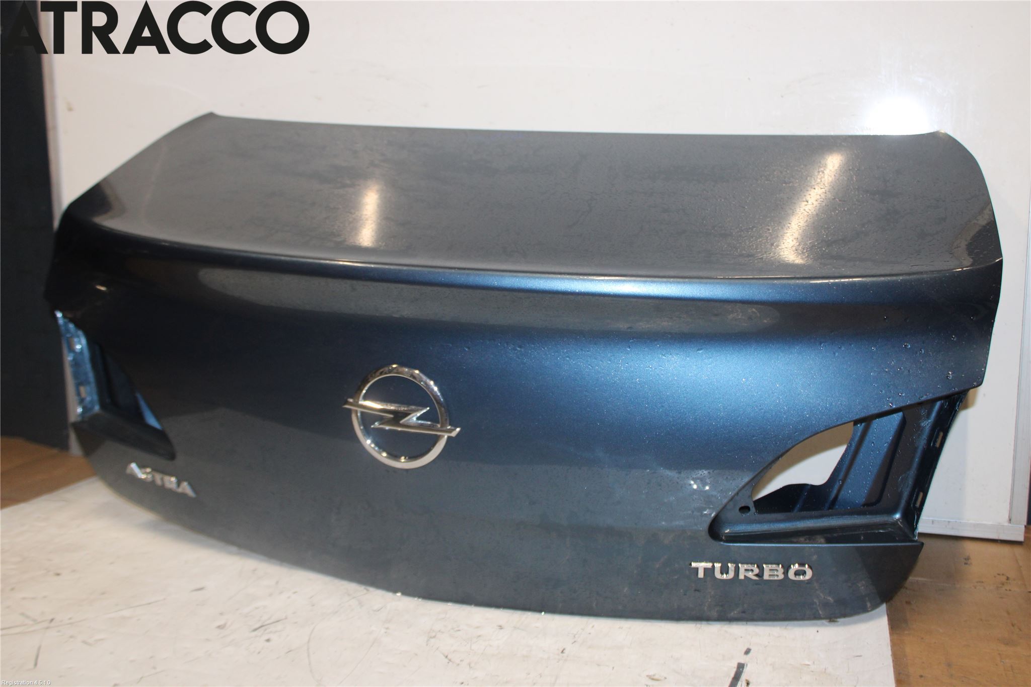Opel INSIGNIA 09-16 Baklucka (Ej Med Ruta)