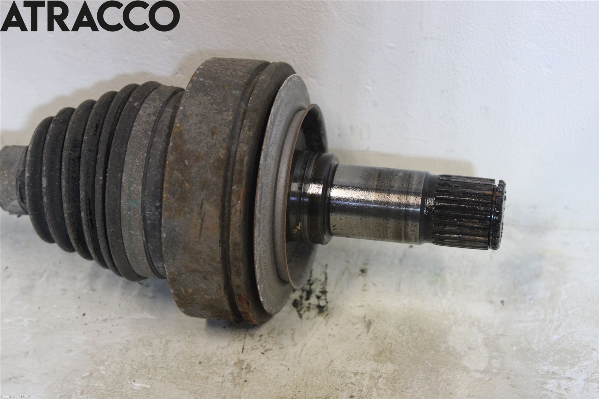 Mercedes-Benz MB VITO/VIANO (W639) 04-14 Drivaxel Bak Vänster