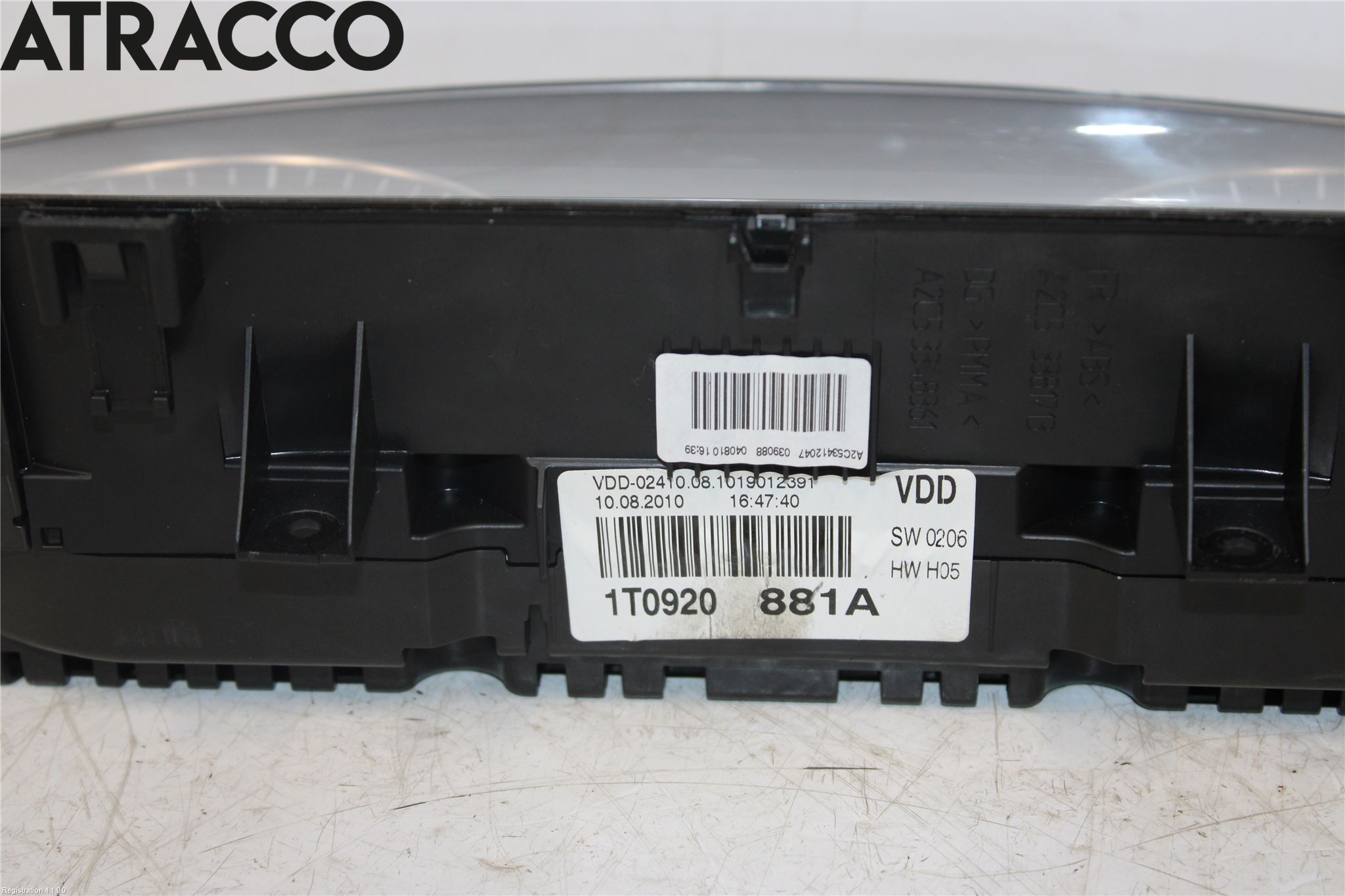 Volkswagen VW TOURAN 10-15 Instrument Komb