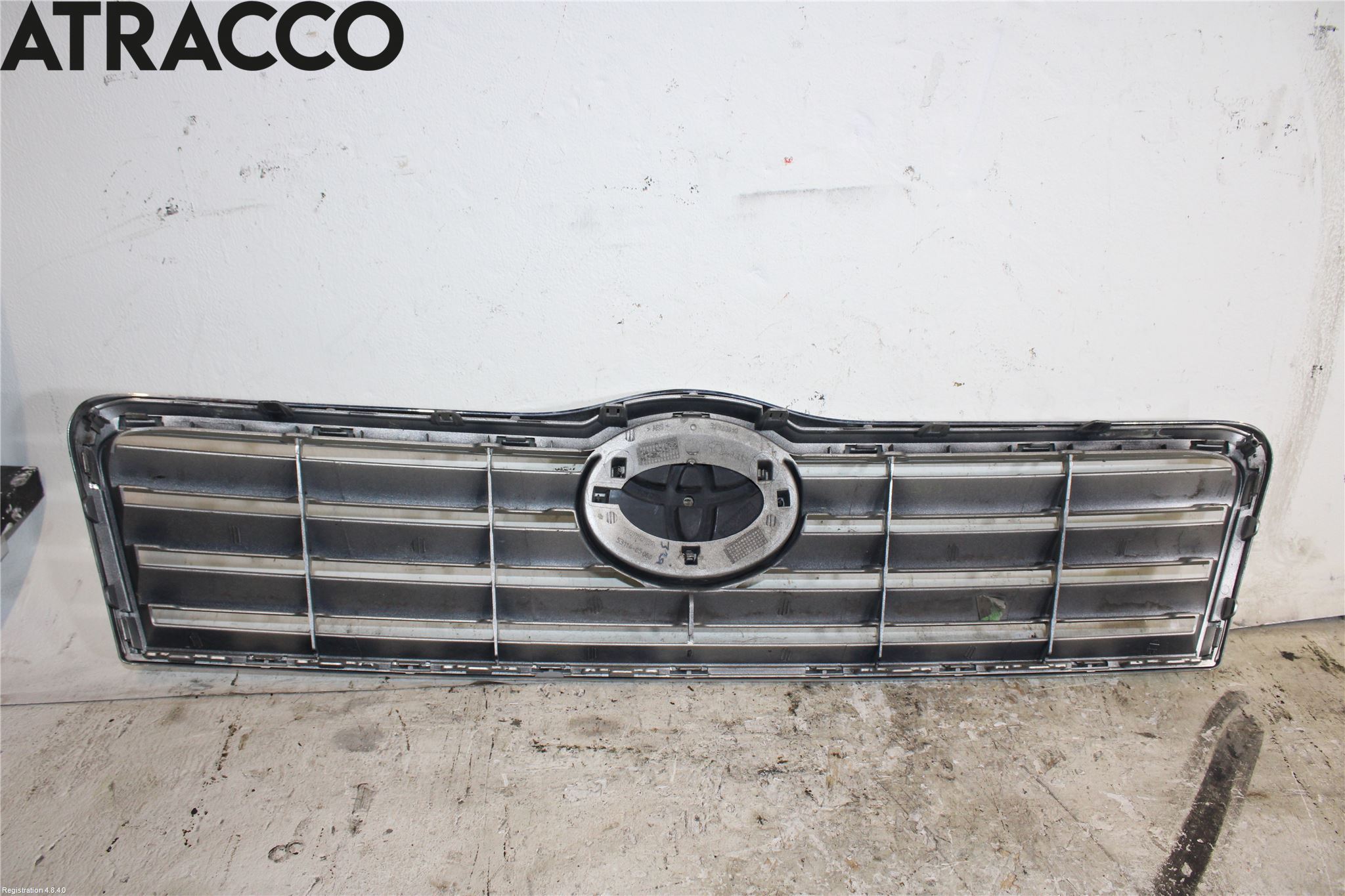 Toyota AVENSIS 03-06 Grill Komp