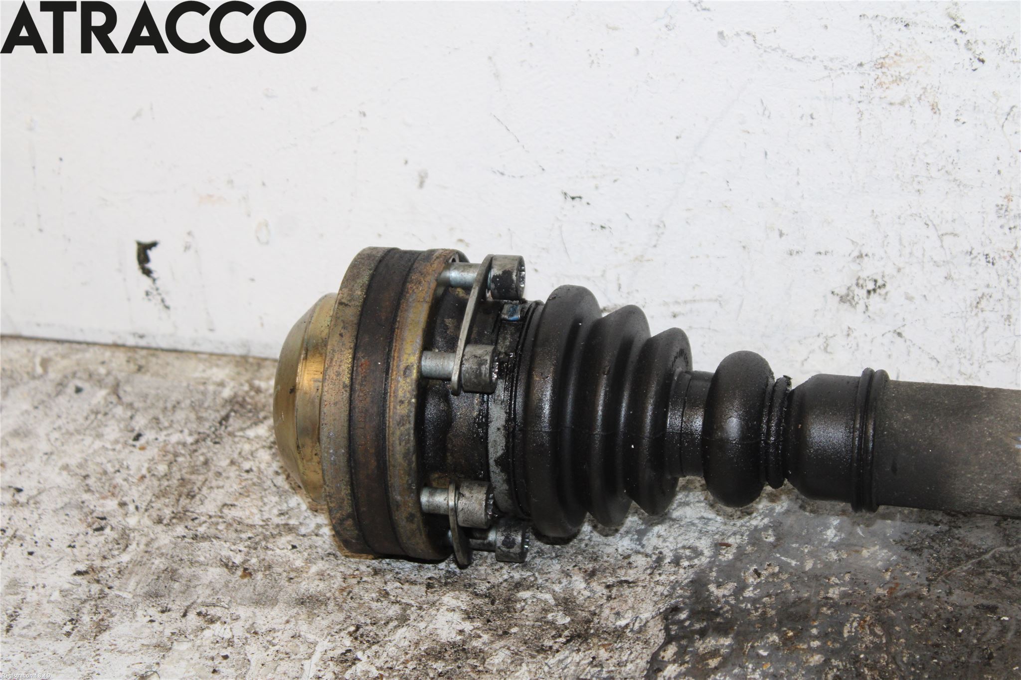 Volkswagen VW GOLF IV 98-06 Drivaxel Fram Höger