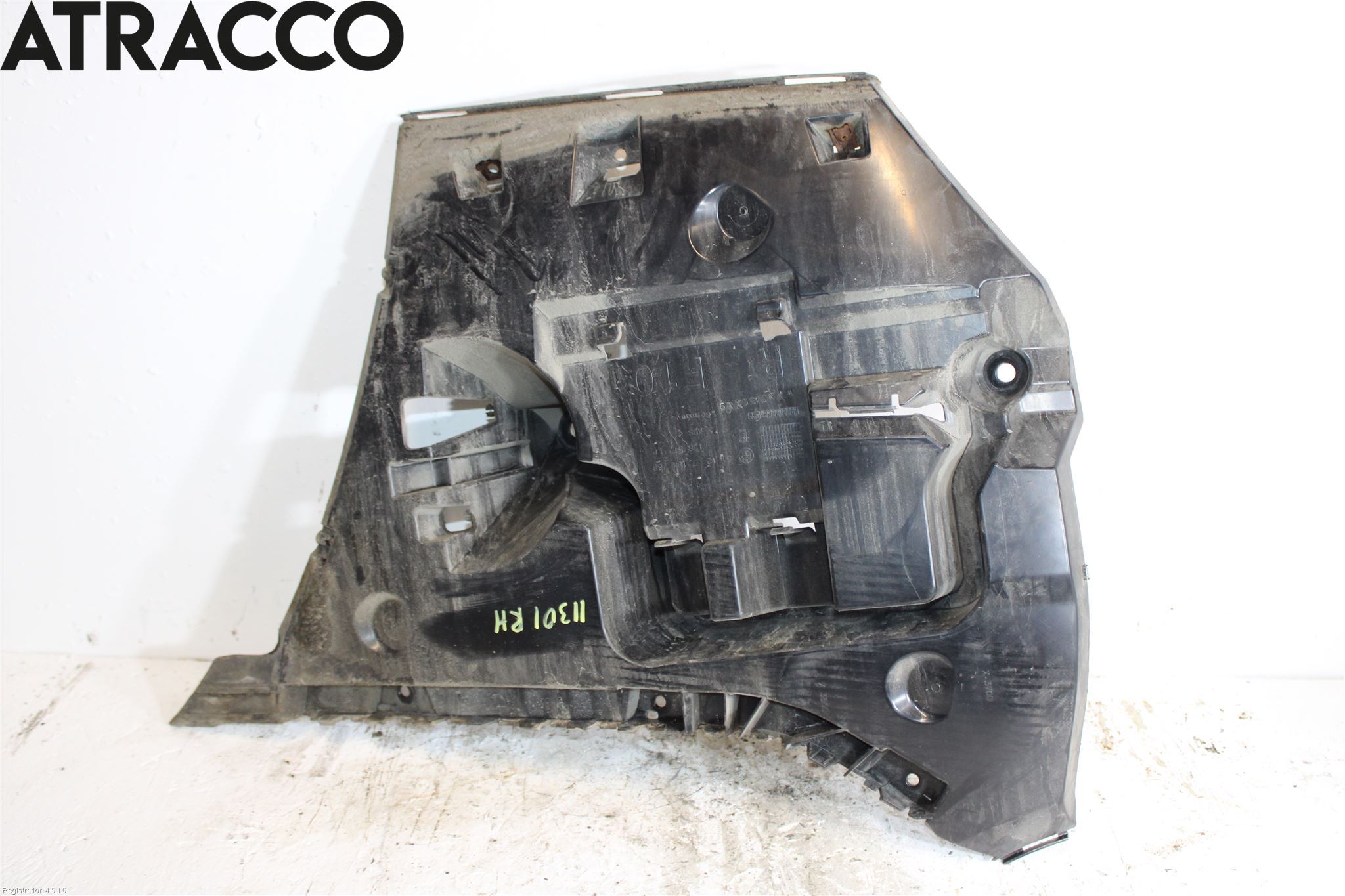 BMW 5 F10/F11/F18 09-17 Stötfångarfäste Bak Hö