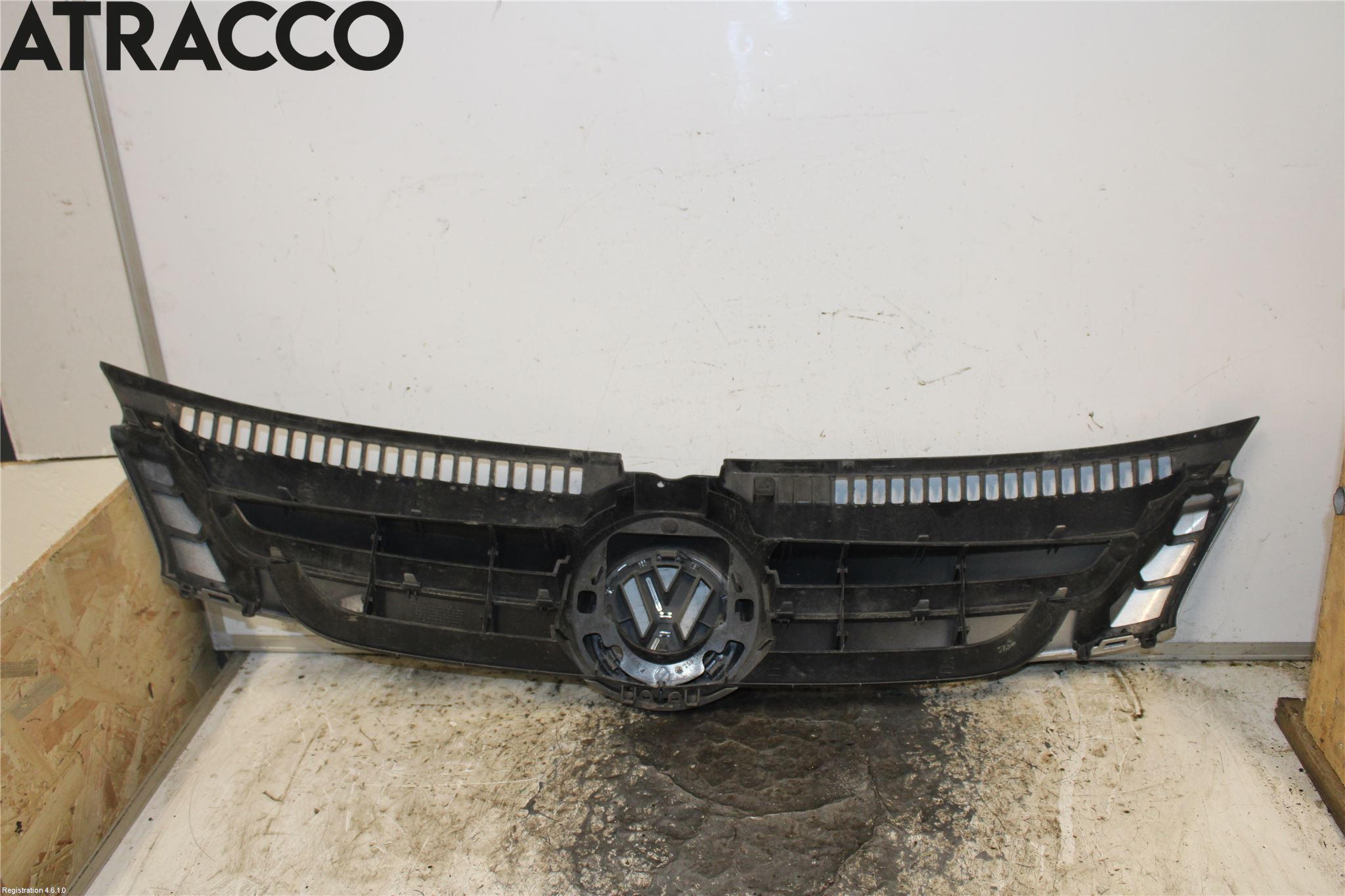 Volkswagen VW GOLF PLUS/CROSS GOLF 04-14 Grill Komp