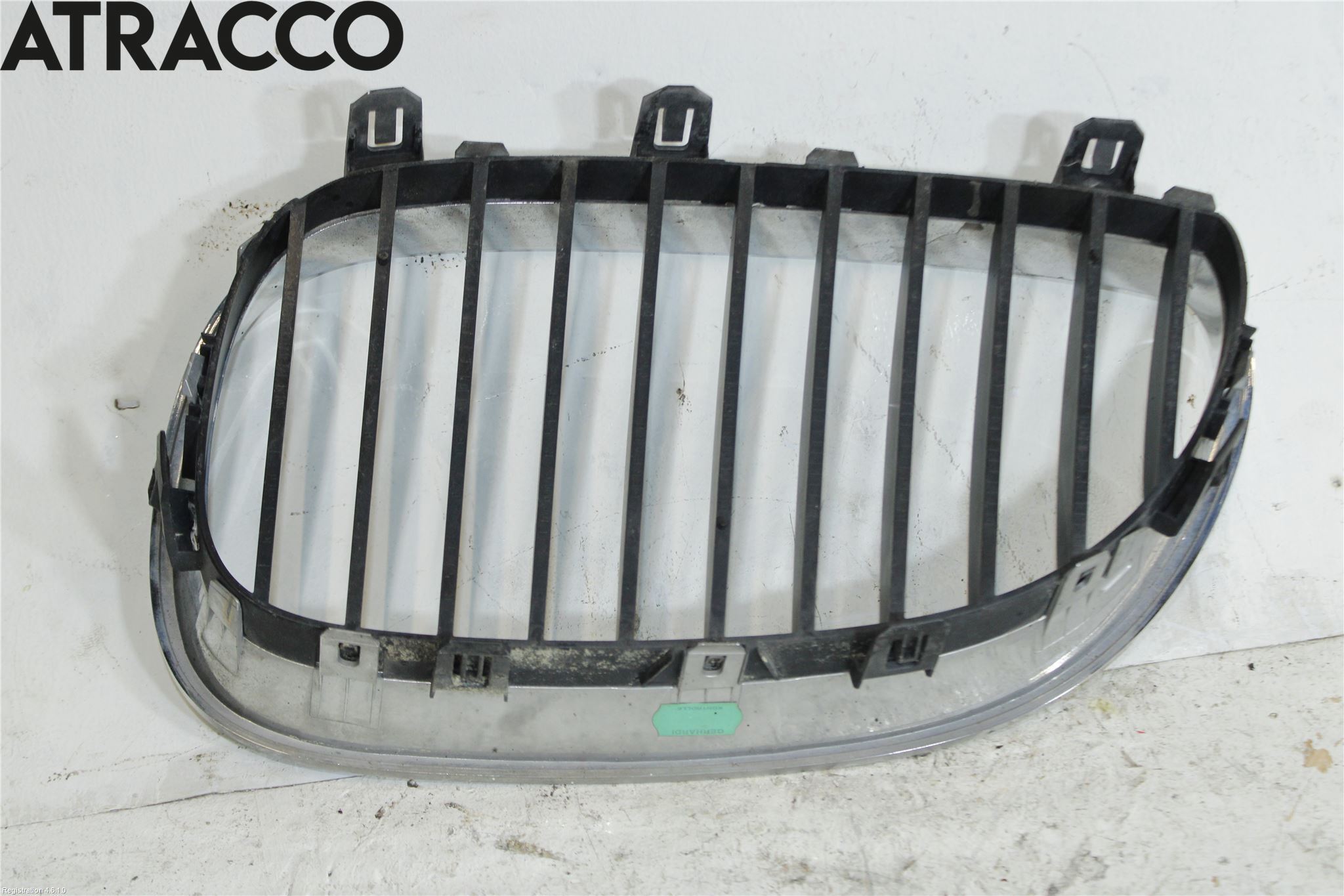 BMW 5 E60/61 Sed/Tou 02-10 Grilldel Vänster