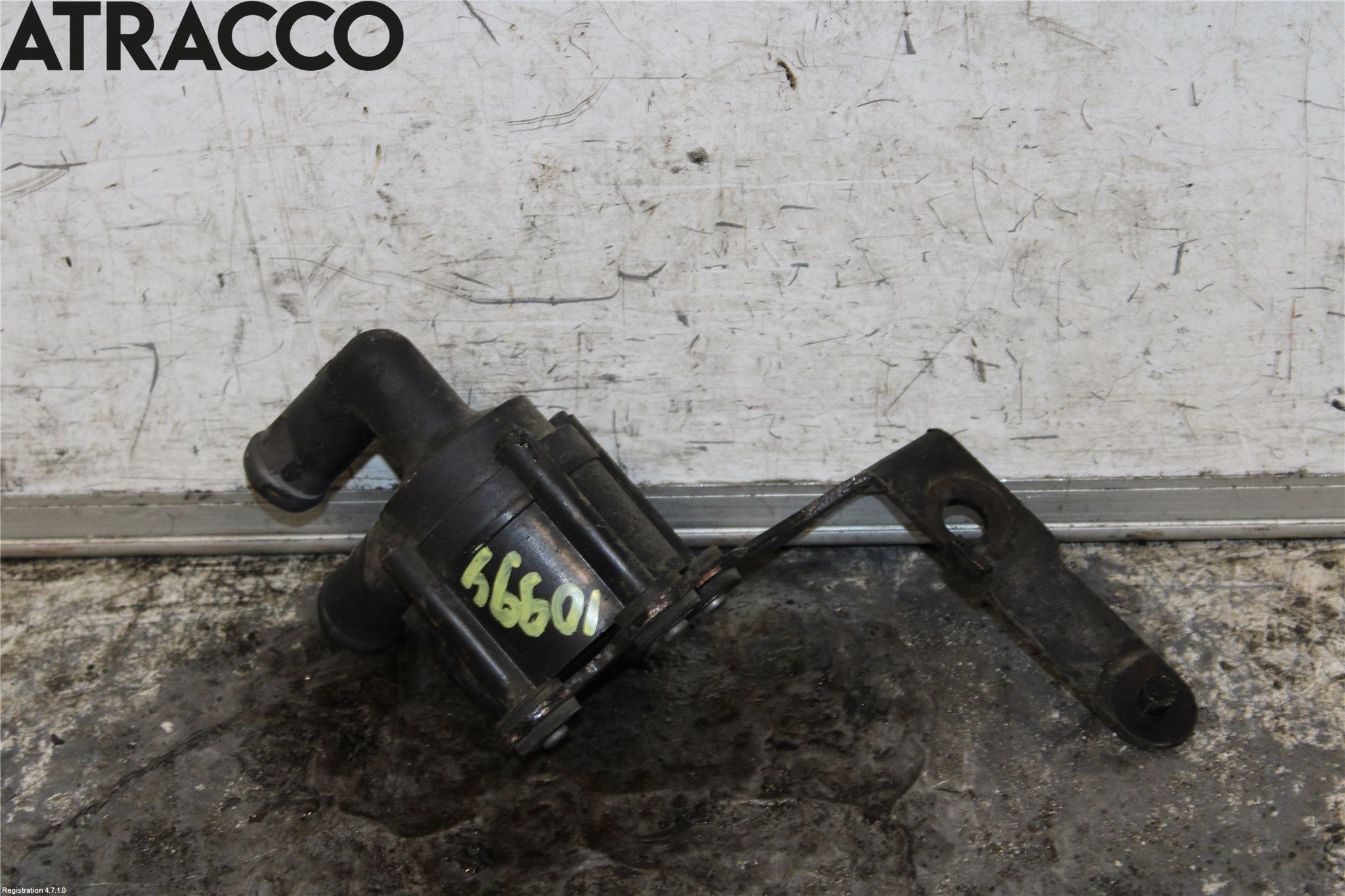 Volkswagen VW TOURAN 10-15 Vattenpump