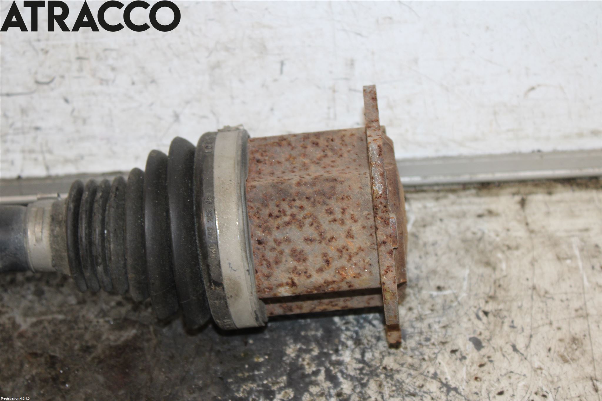 Audi A4/S4 08-11 Drivaxel Fram Höger