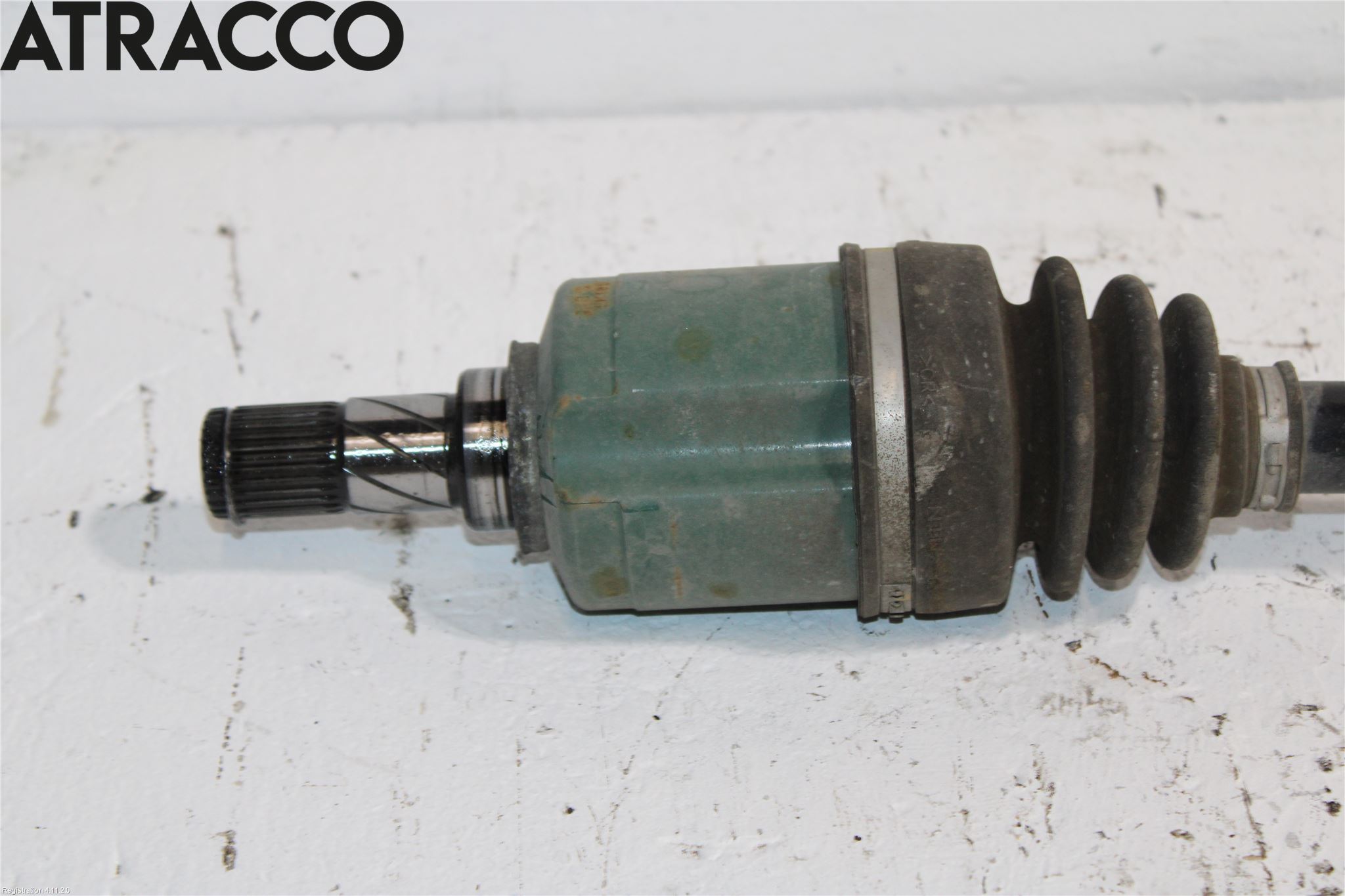 Volkswagen VW CADDY 16-20 Drivaxel Fram Vänster