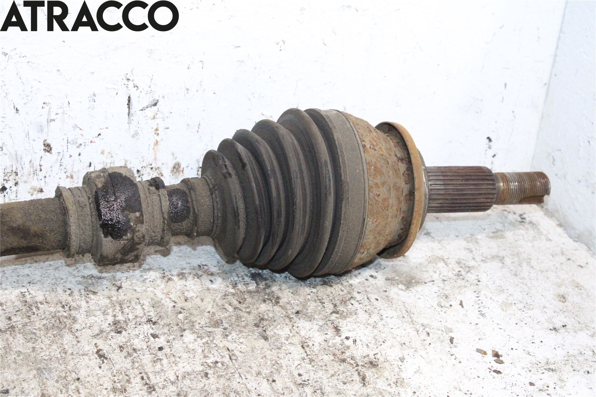 Toyota RAV4 13-18 Drivaxel Fram Höger