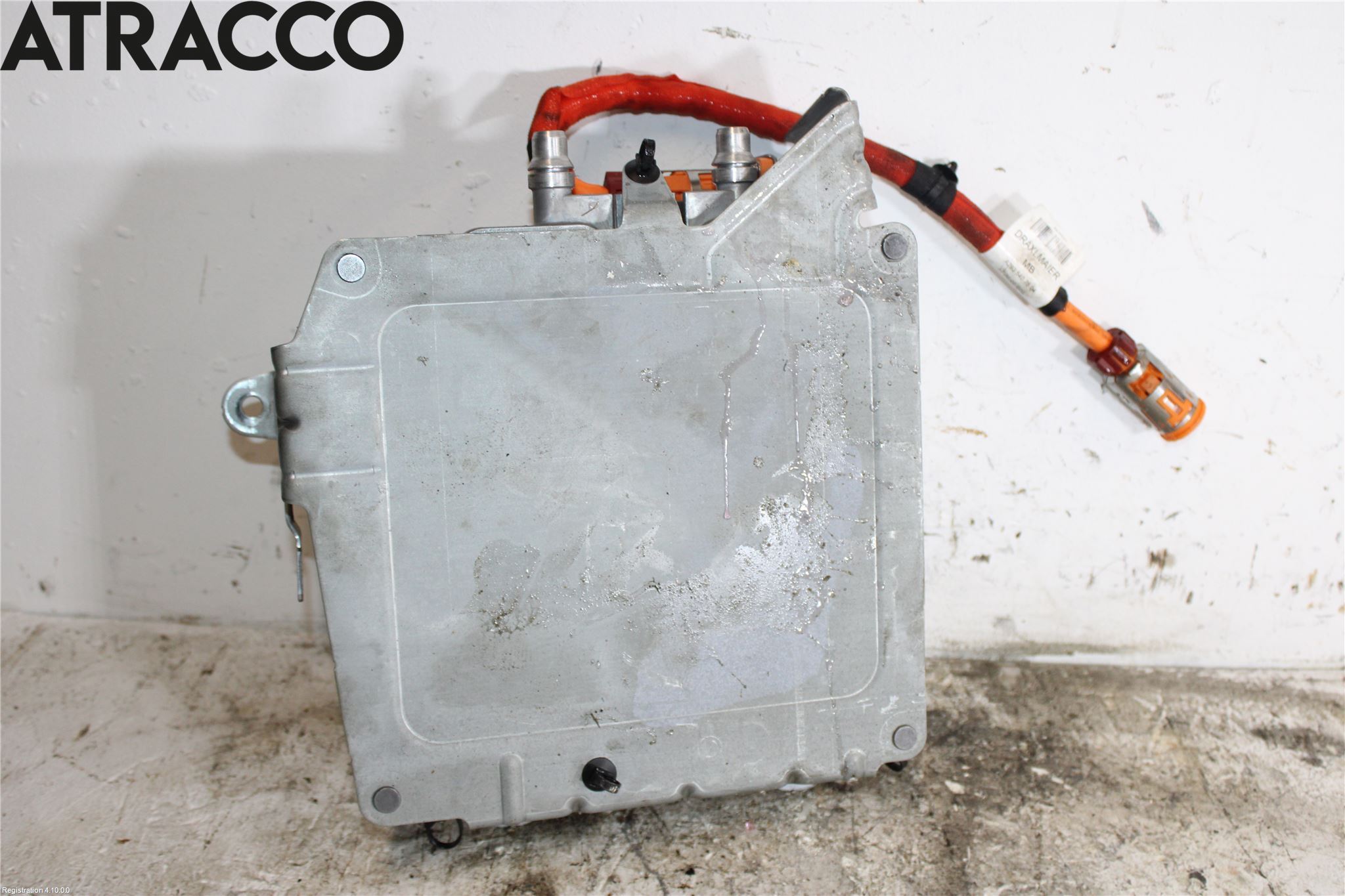 Mercedes-Benz MB EQC (N293) 20- Inverter 12 -> 220 V