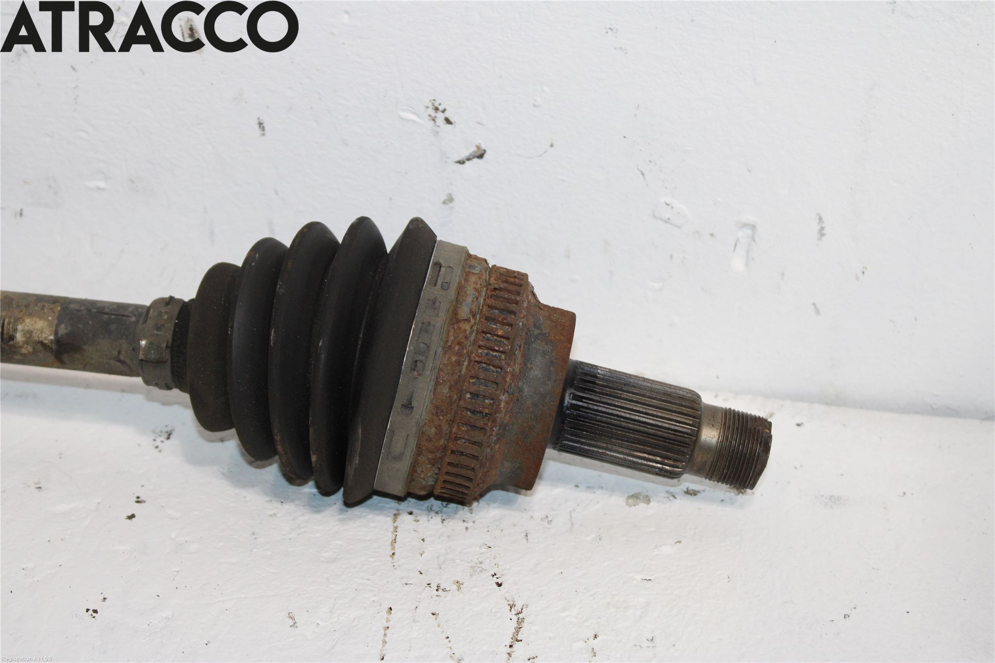 BMW 3 E90/91 SED/TOU 05-12 Drivaxel Fram Höger