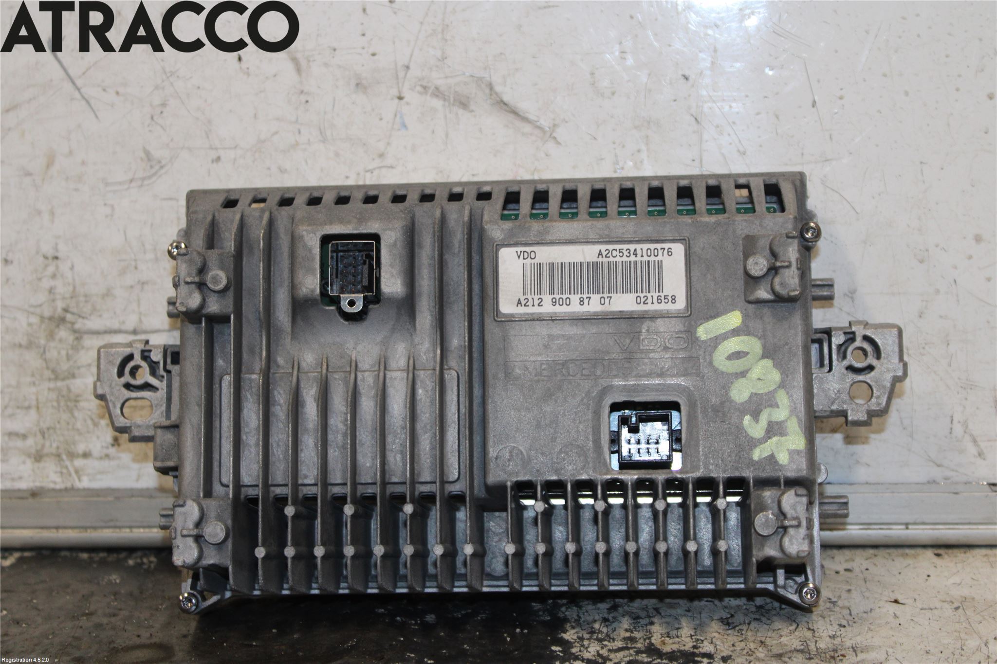 Mercedes-Benz MB E-KLASS (W212) 09-16 Multifunktionsdisplay