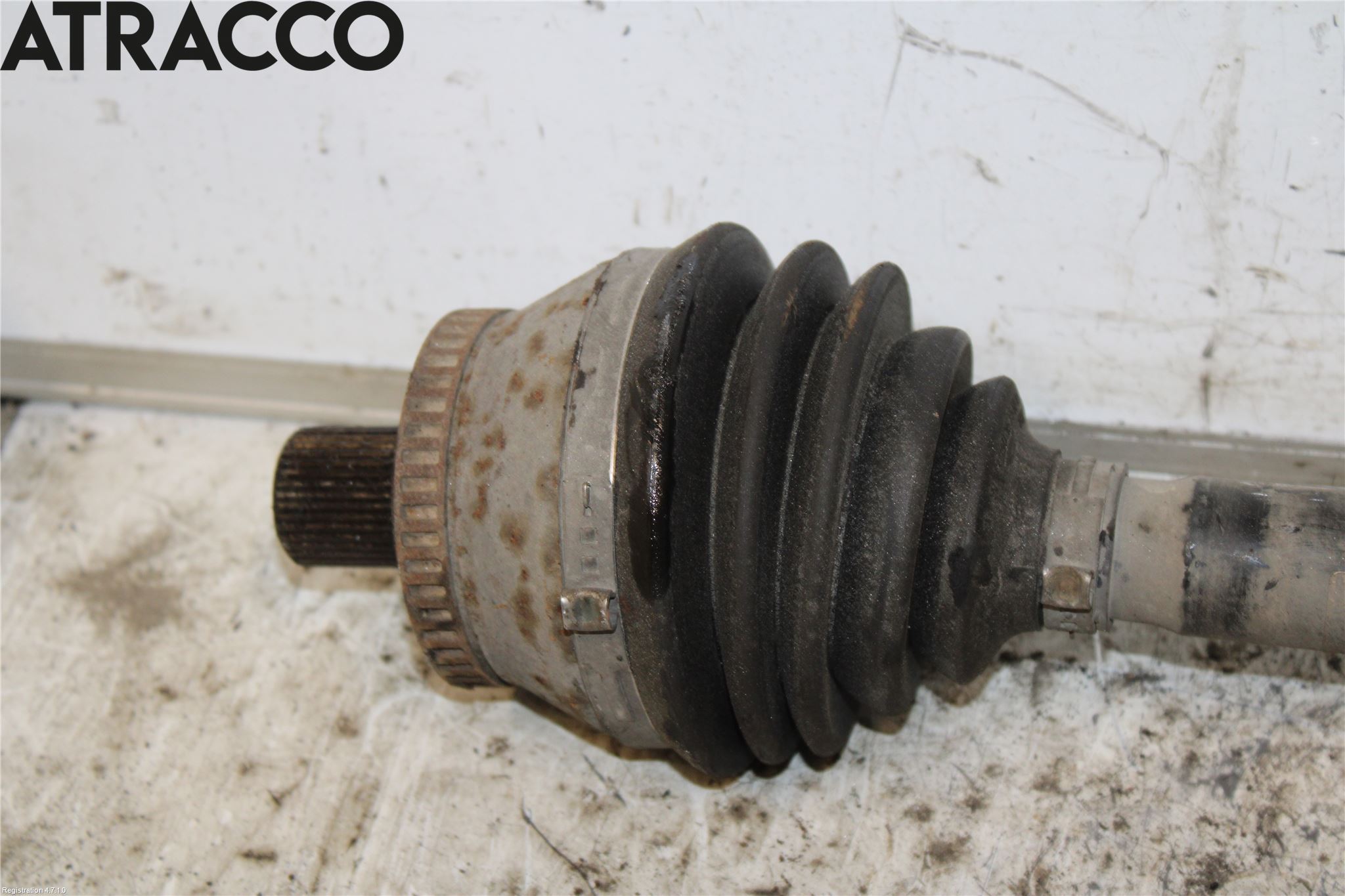 Audi A4/S4 05-07 Drivaxel Fram Vänster