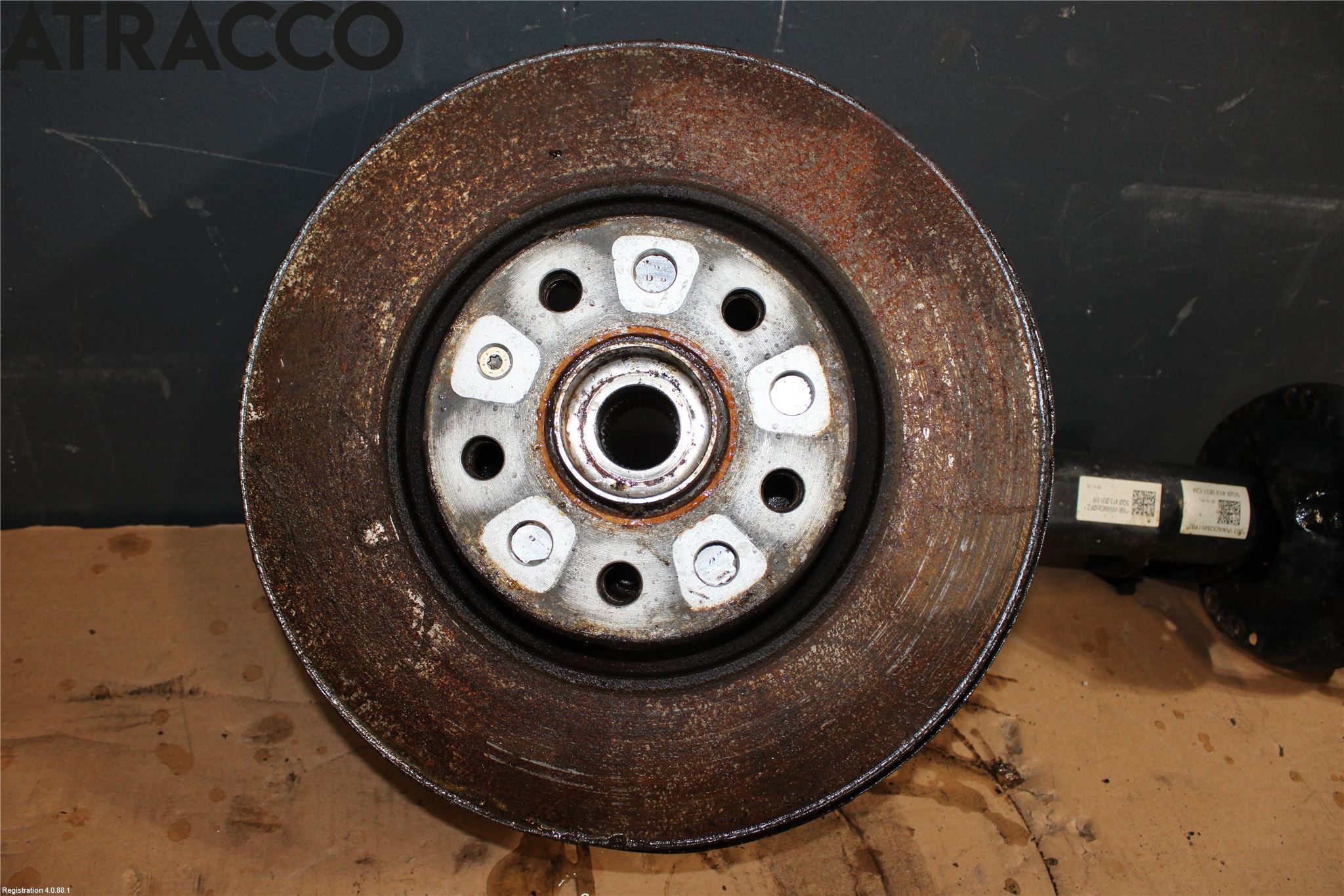 Skoda ROOMSTER Fjäderben Fram Vänster