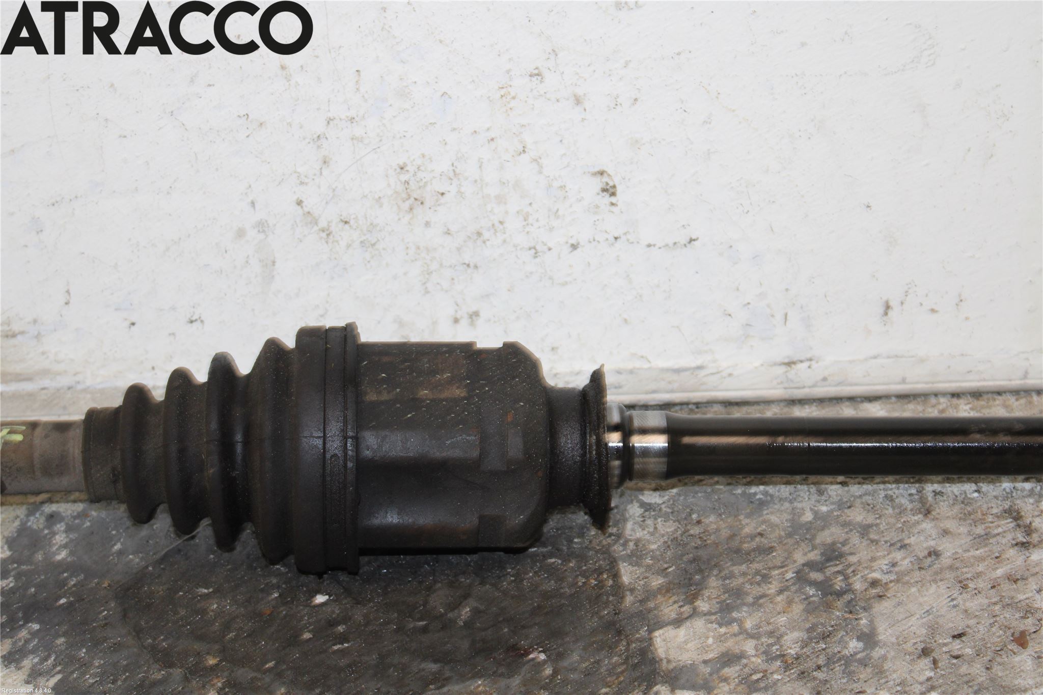 Toyota RAV 4 00-06 Drivaxel Fram Höger