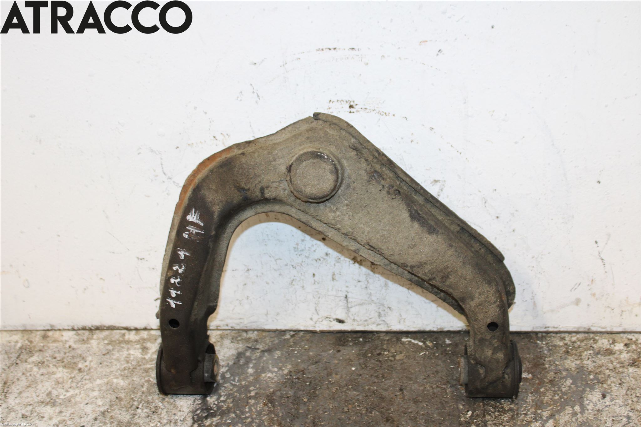 Nissan NAVARA 05-16 Bärarm Fram Övre Hö