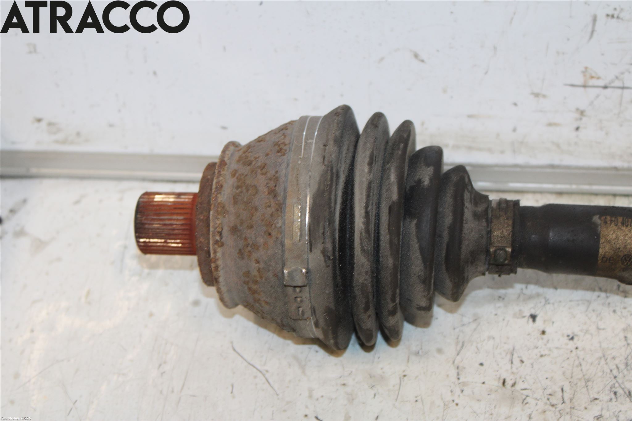 Audi A6/S6     05-11 Drivaxel Fram Höger