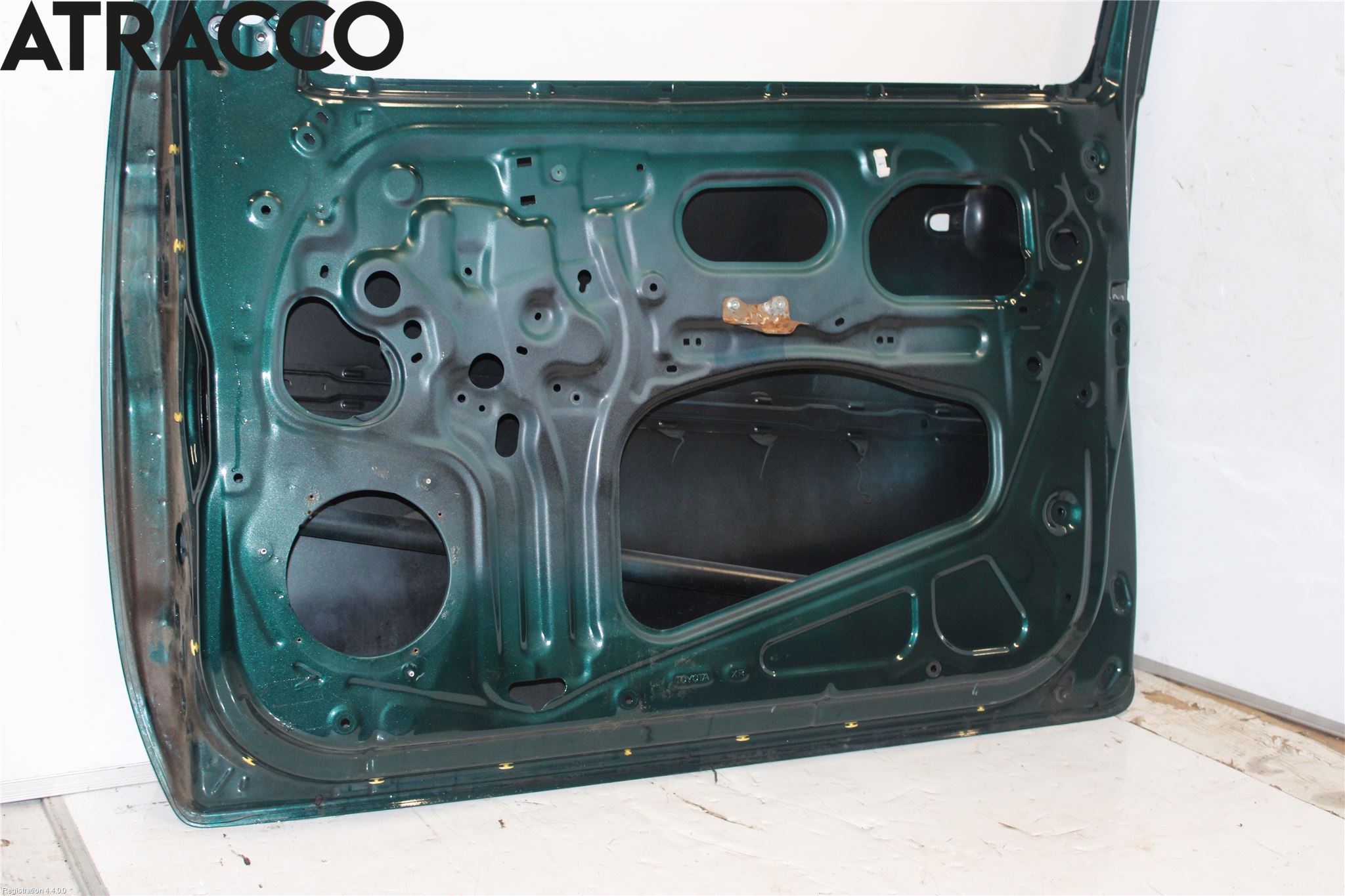 Toyota HILUX 05-16 Dörr Fram Höger