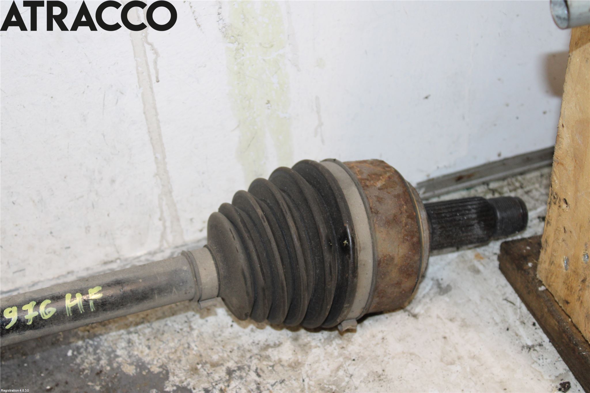 Honda CR-V 19-22 Drivaxel Fram Höger