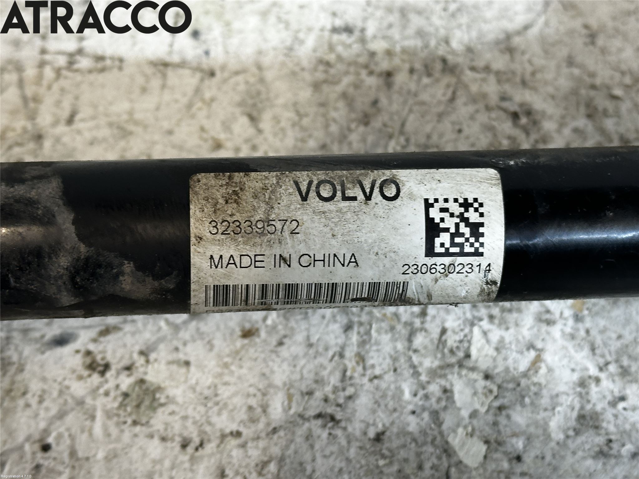 Volvo XC40/RECHARGE 18- Drivaxel Fram Höger