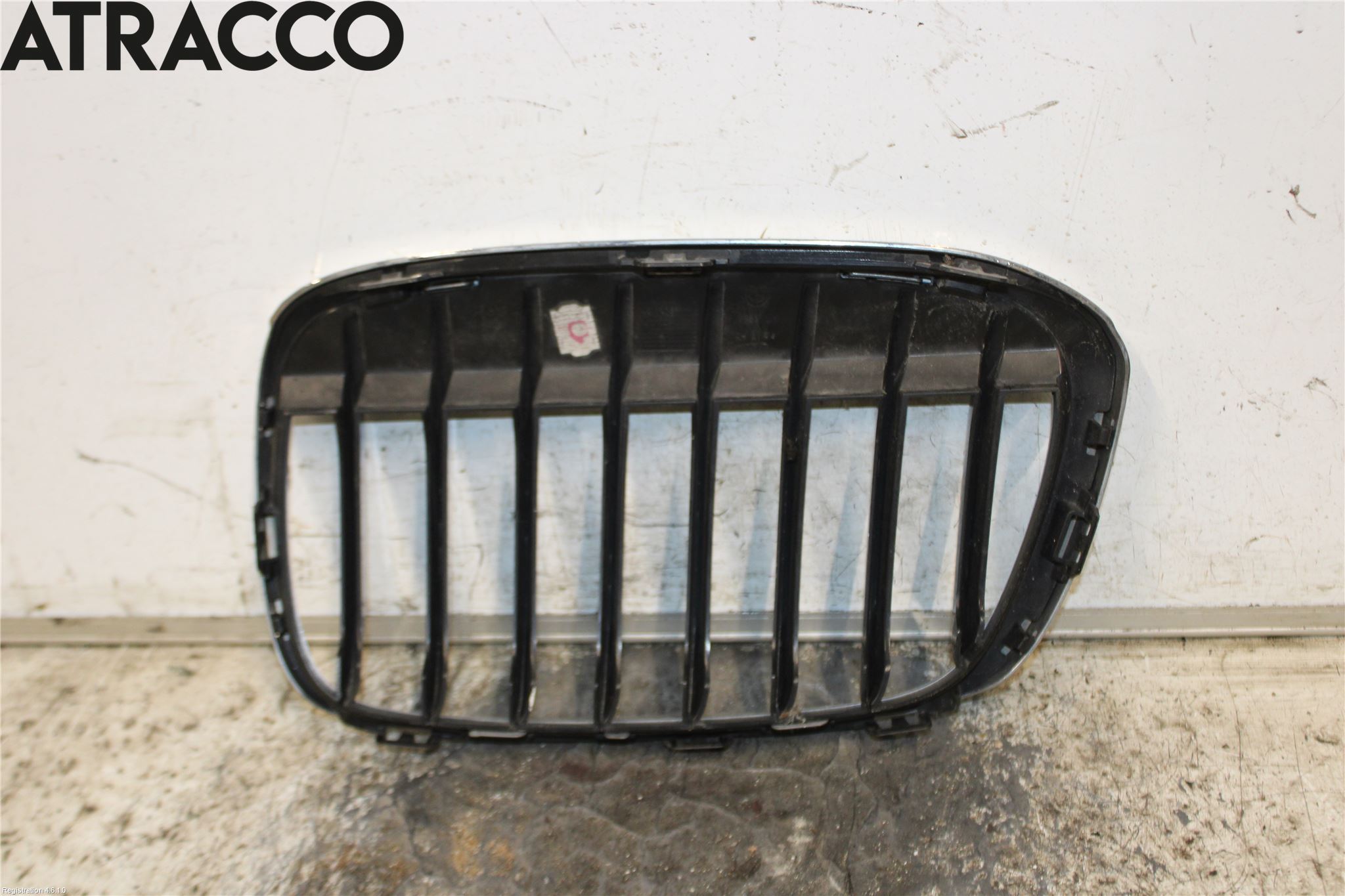 BMW X1 E84 10-15 Grilldel Höger
