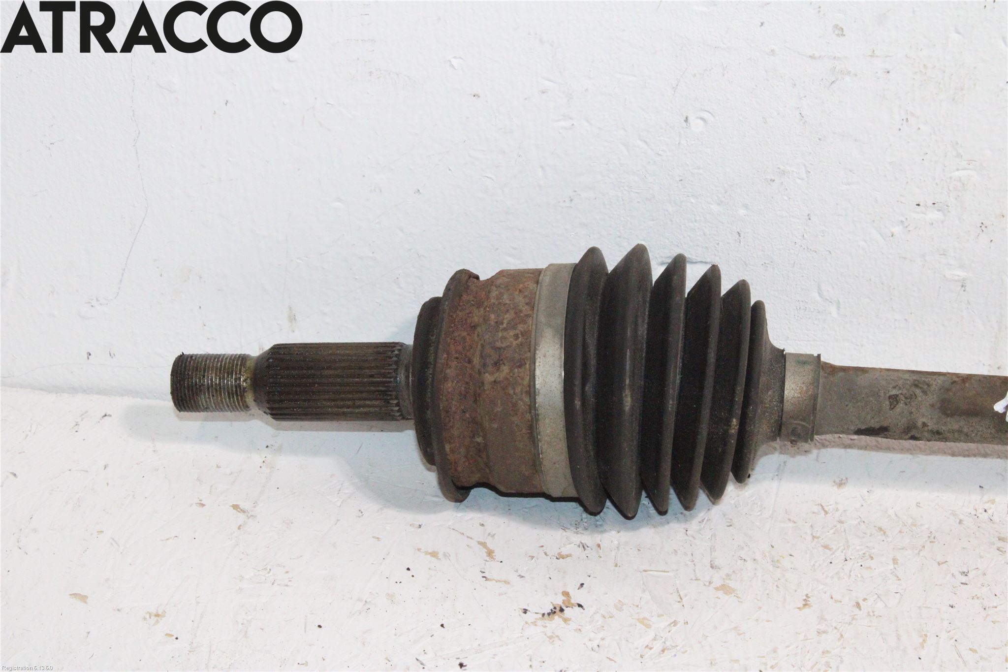 Mitsubishi ECLIPS CROSS Drivaxel Fram Vänster