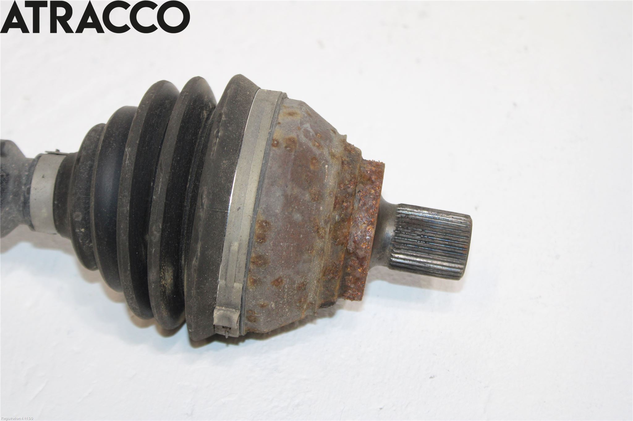Volkswagen VW CADDY 16-20 Drivaxel Fram Höger
