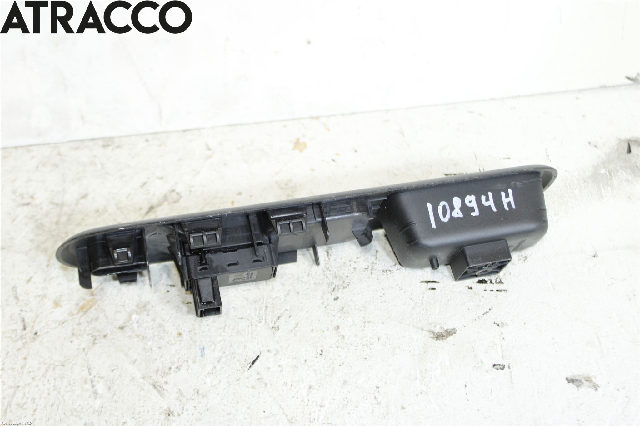 Peugeot 5008 10-16 Strömställare Elhiss