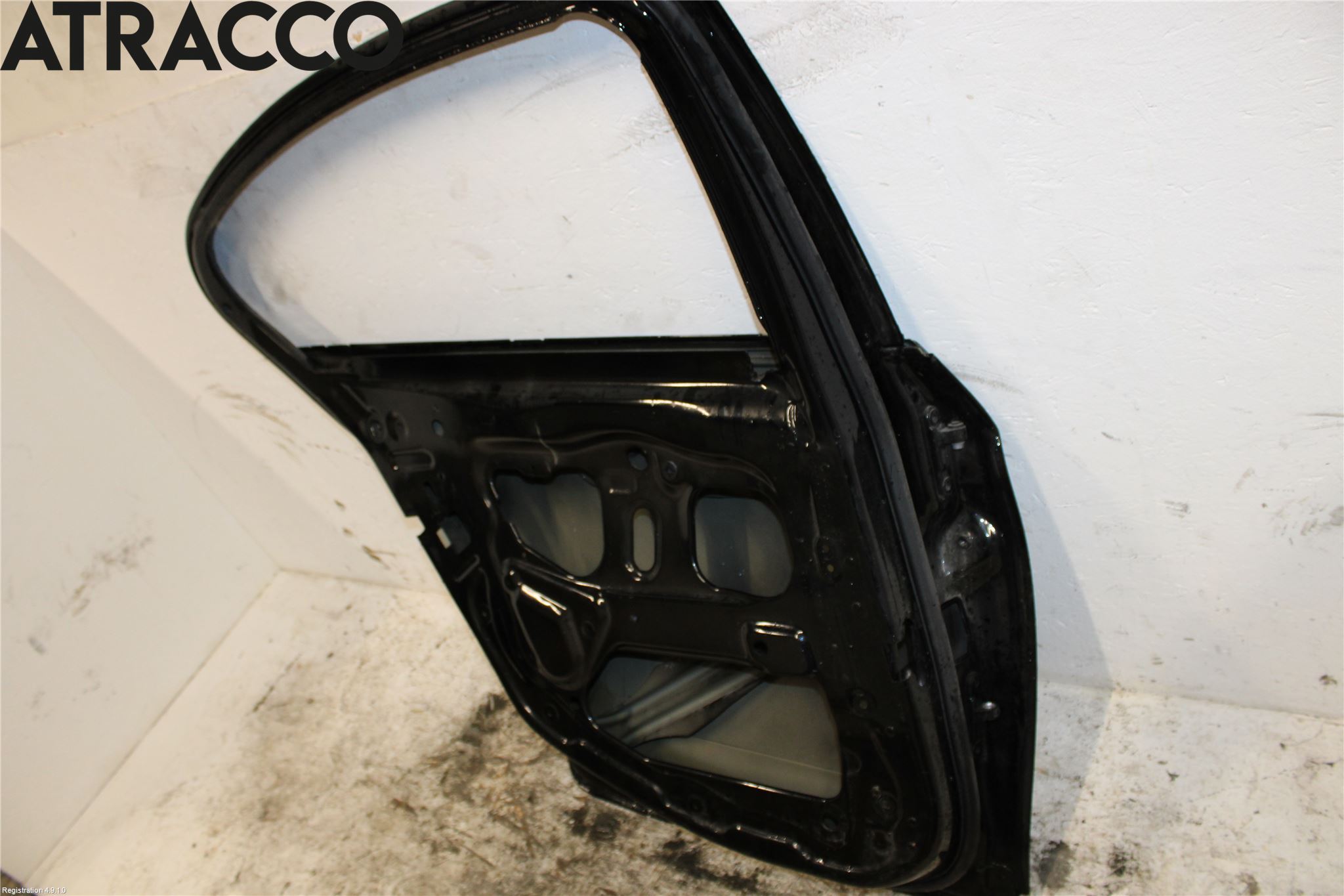 BMW 5 F10/F11/F18 09-17 Dörr Bak Vänster