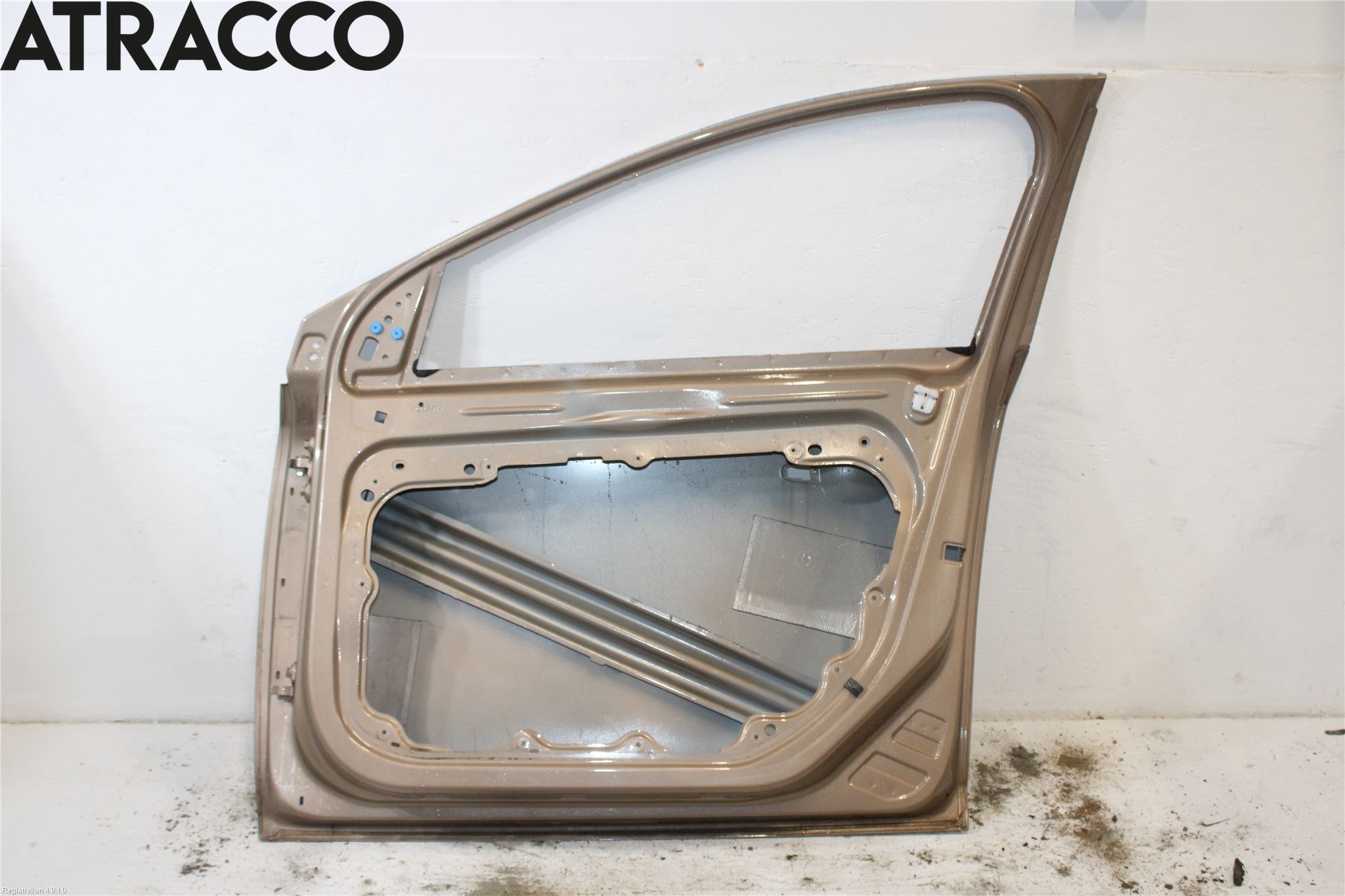 Volvo V40 12-19 Dörr Fram Höger