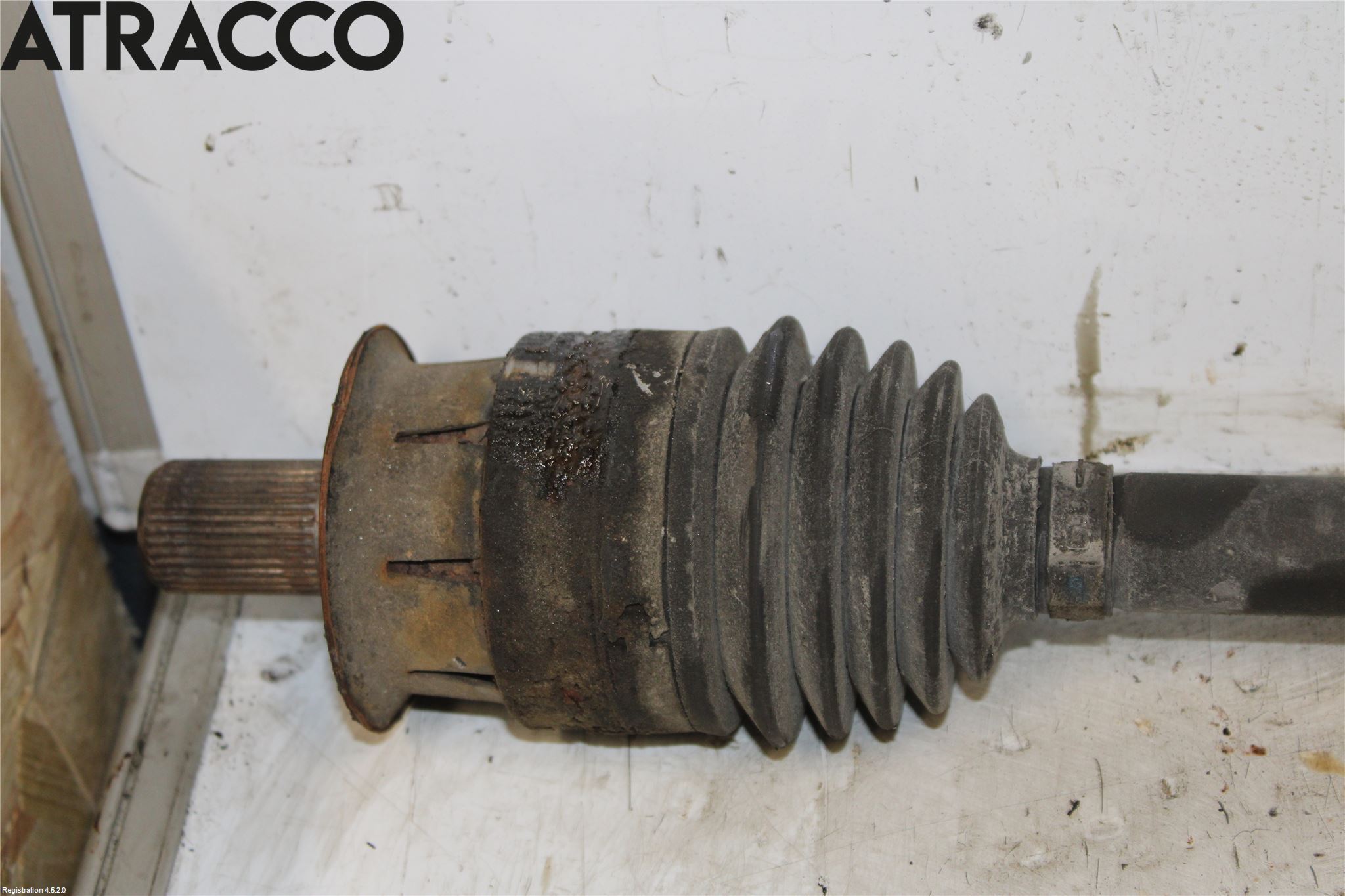 Volvo XC60 09-13 Drivaxel Bak Höger