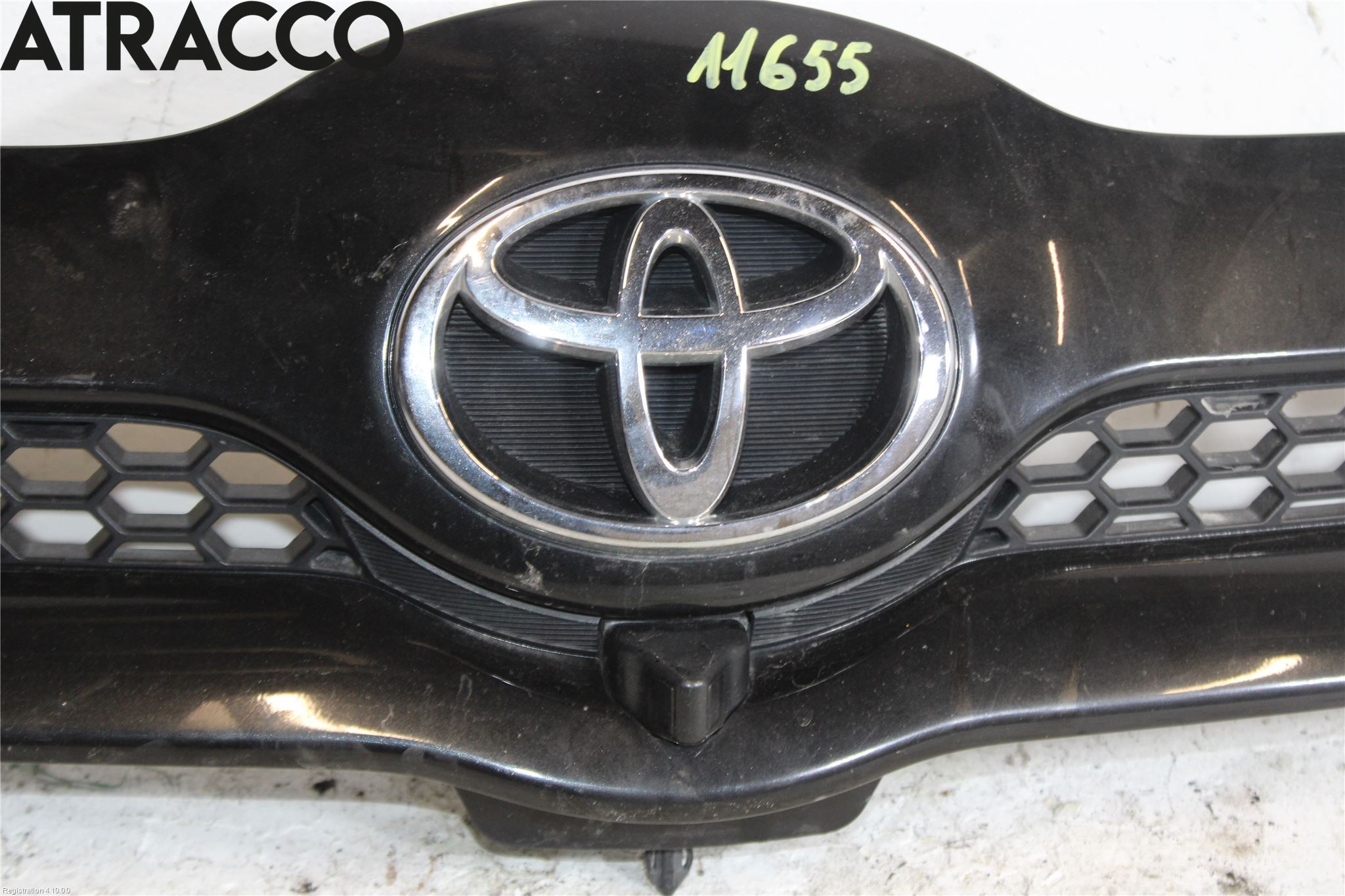 Toyota COROLLA VERSO 04-07 Grill Komp