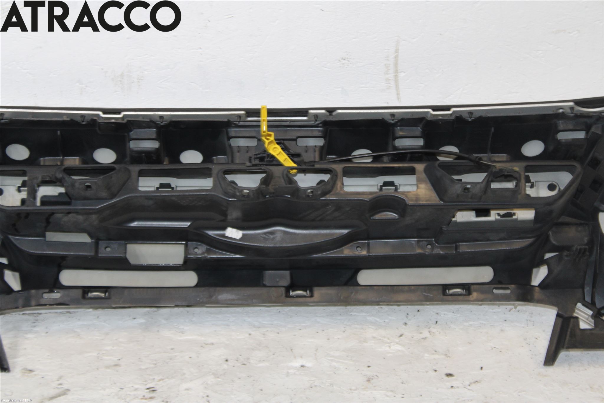 Ford TRANSIT/TOURNEO CONNECT 13-22 Stötfångare Fram