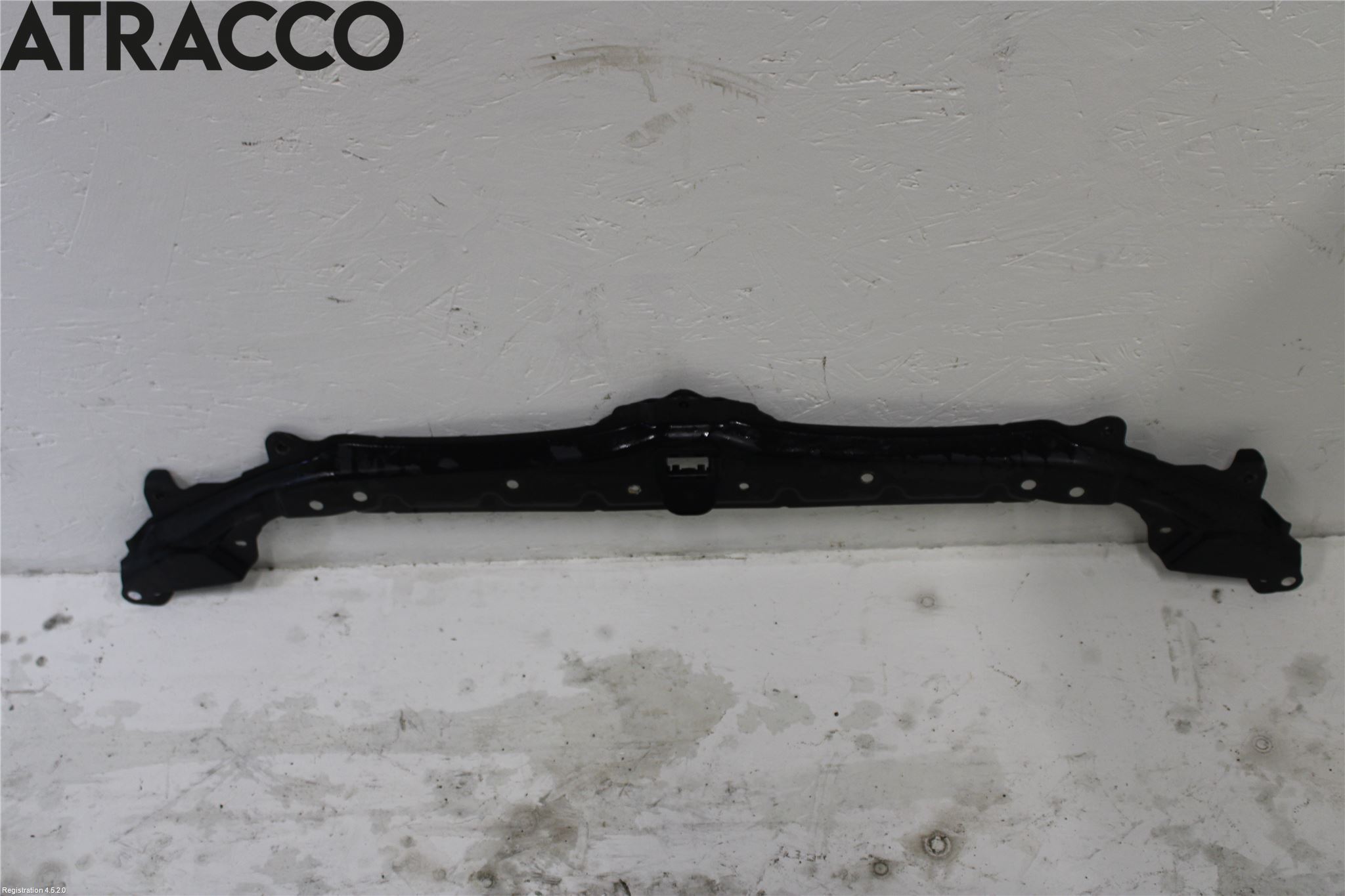 BMW 5 E60/61 Sed/Tou 02-10 Front Huvlåsplåt-Balk