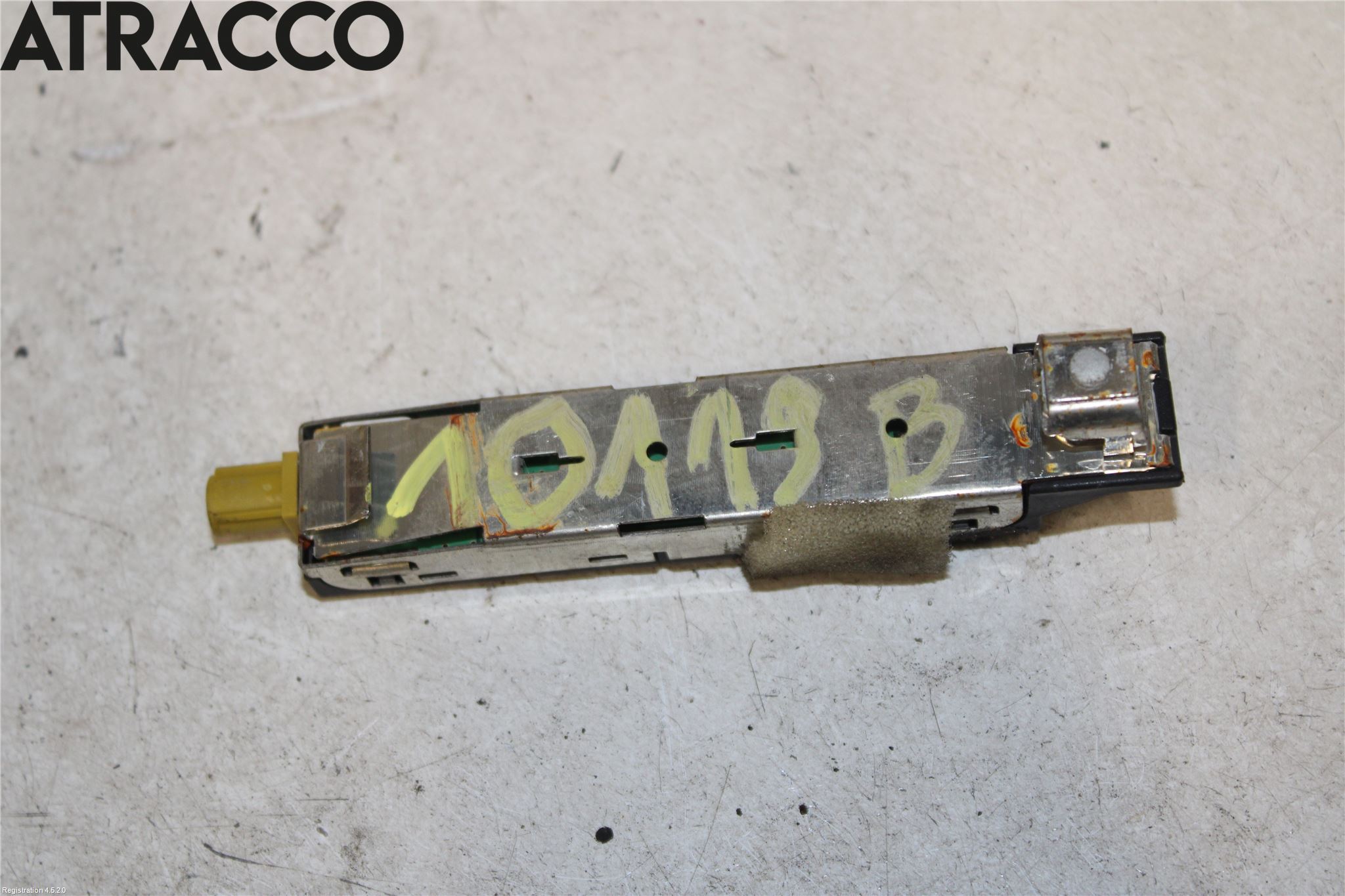 Volkswagen VW GOLF / E-GOLF VII 13-20 Antennförstärkare